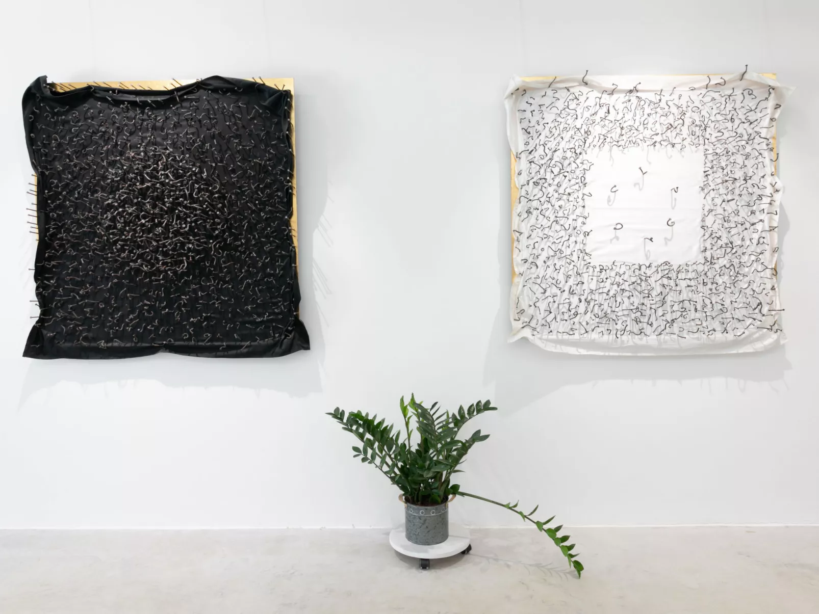 Studio Gallery Bura-Inside
