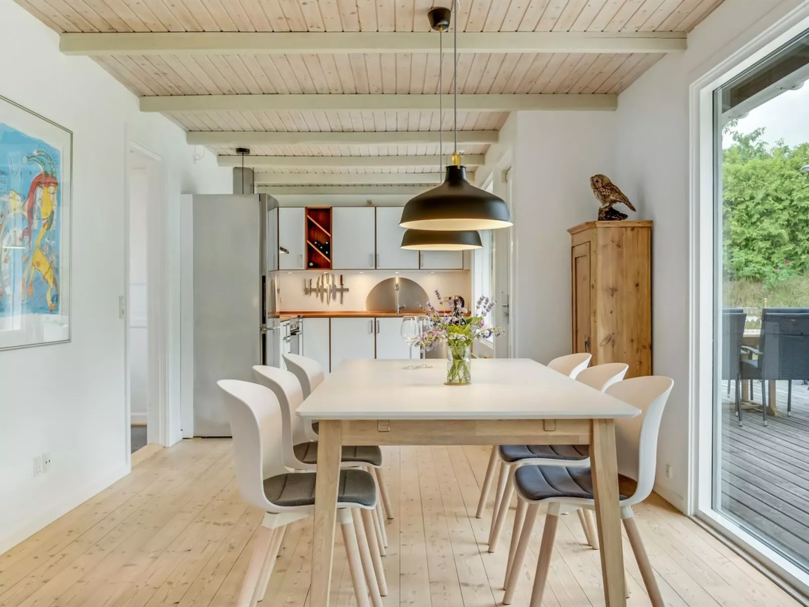 "Sverkel" - 700m from the sea-Inside