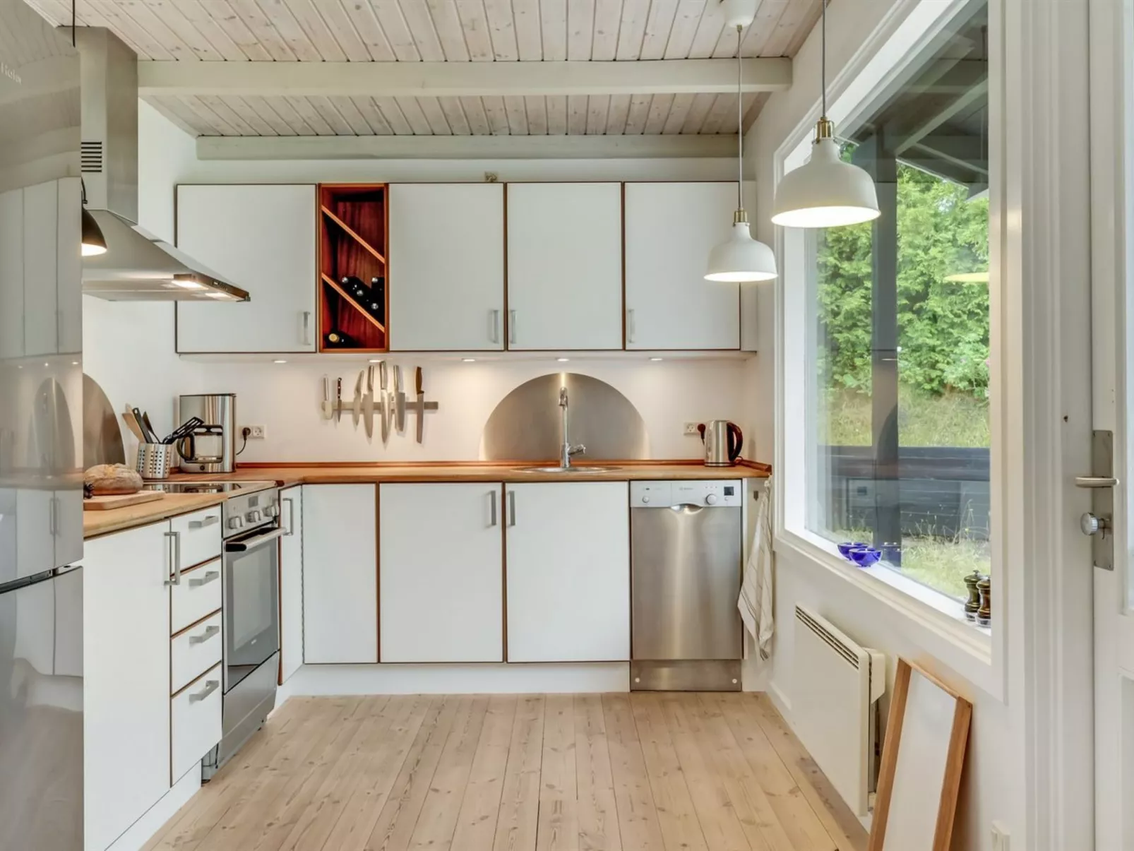 "Sverkel" - 700m from the sea-Inside