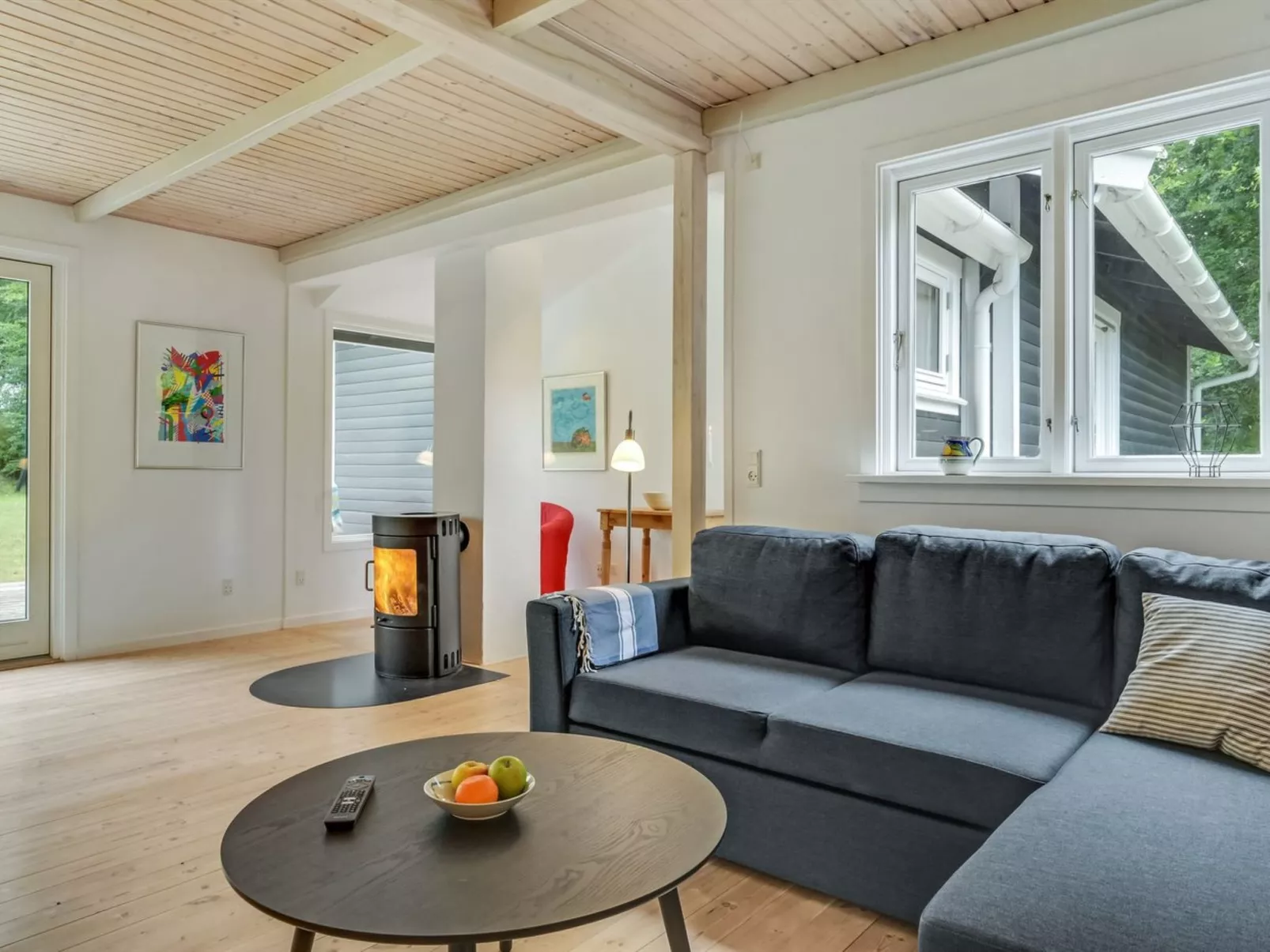 "Sverkel" - 700m from the sea-Inside