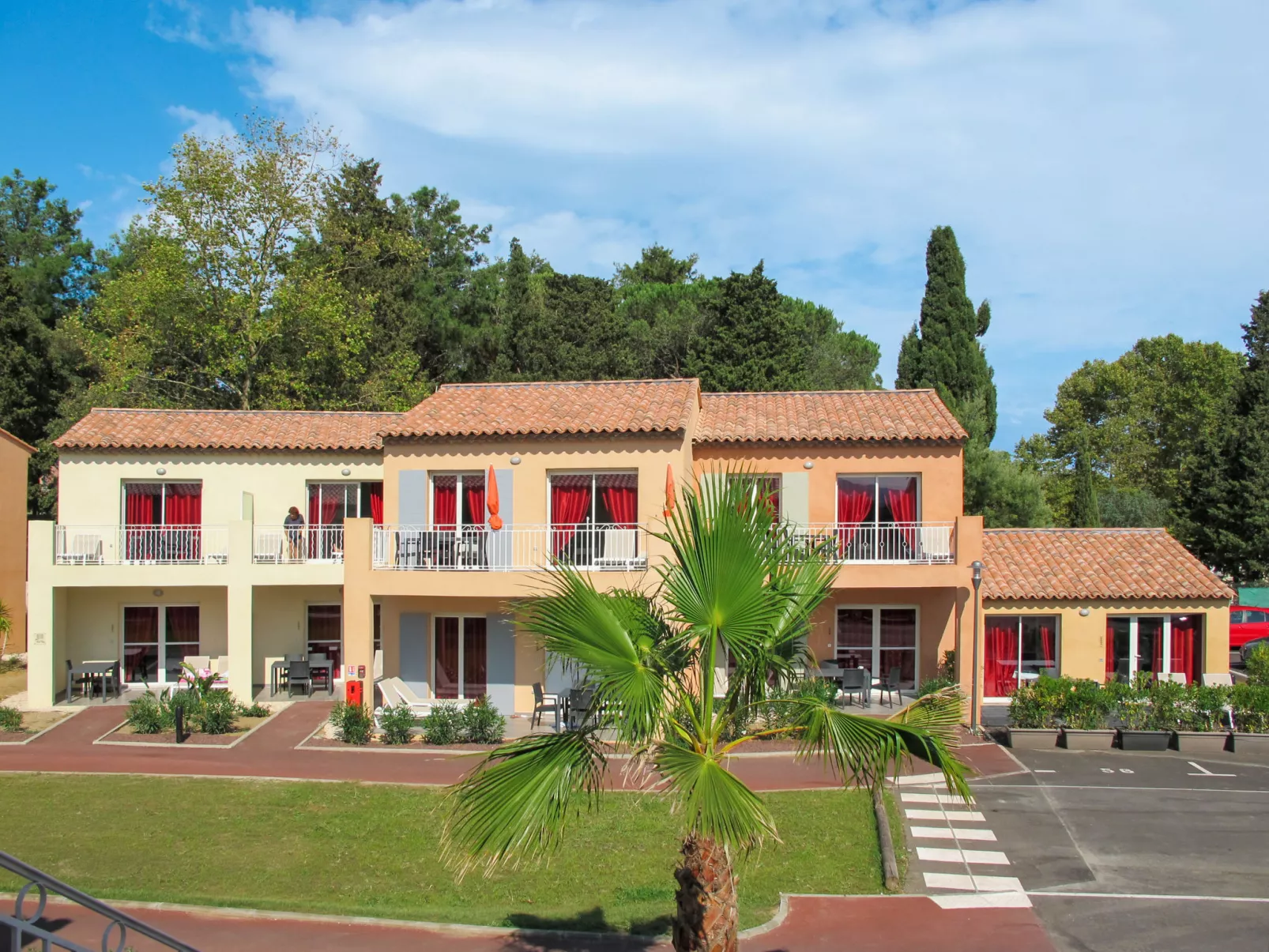Les Perles de Saint Tropez-Draußen