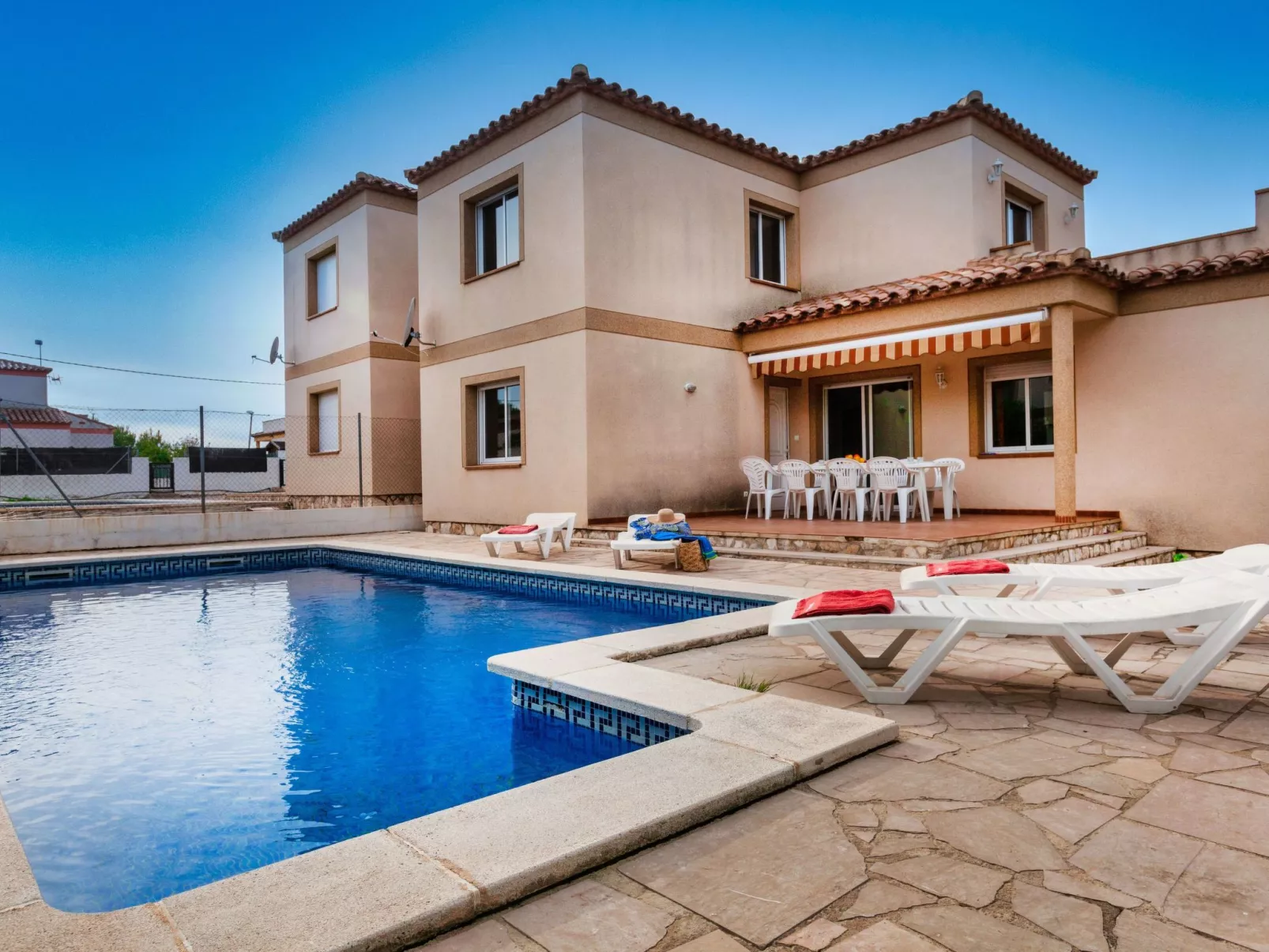 Villa Mimosa II-Outside