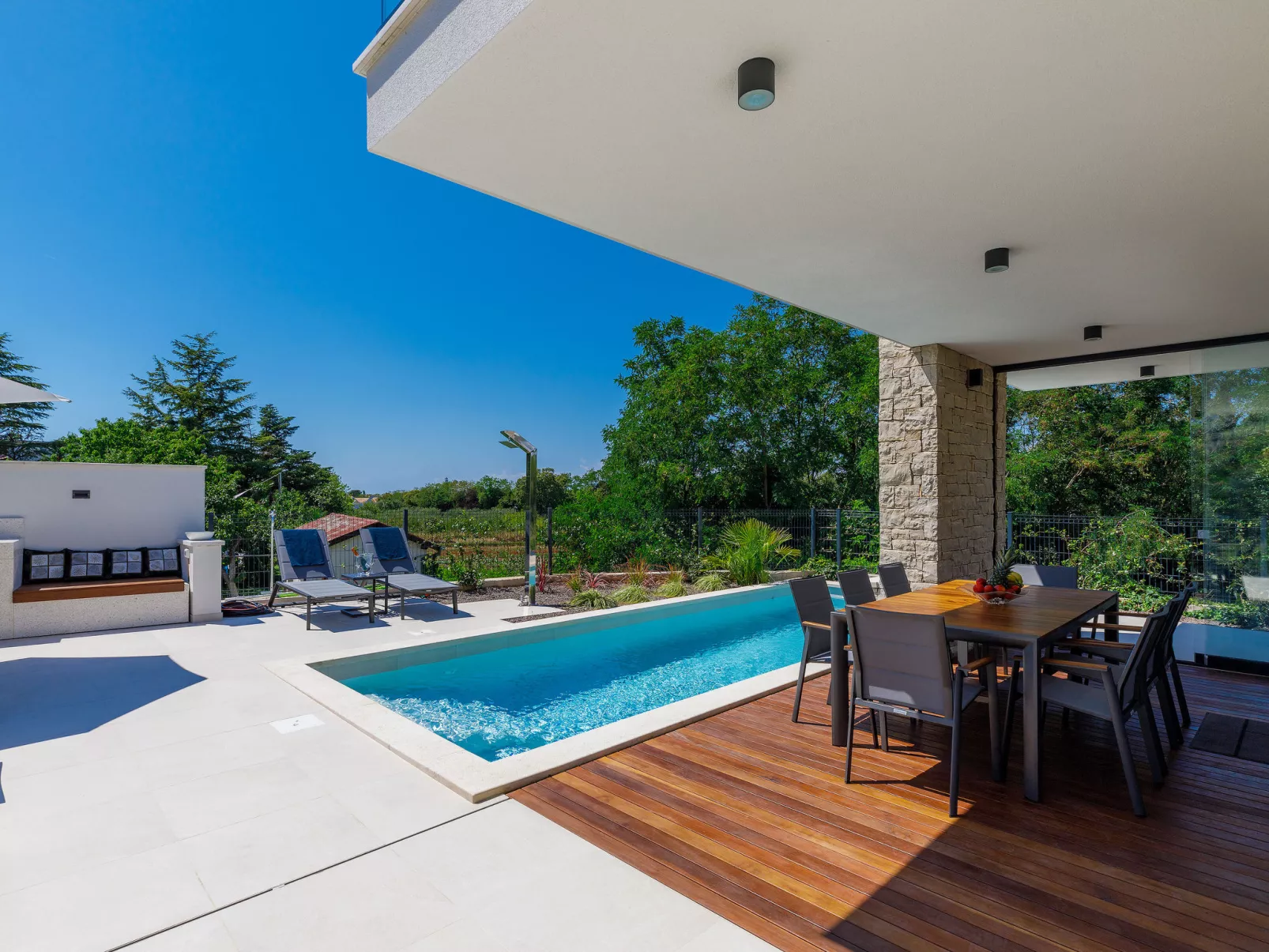 Villa Irena-Dehors