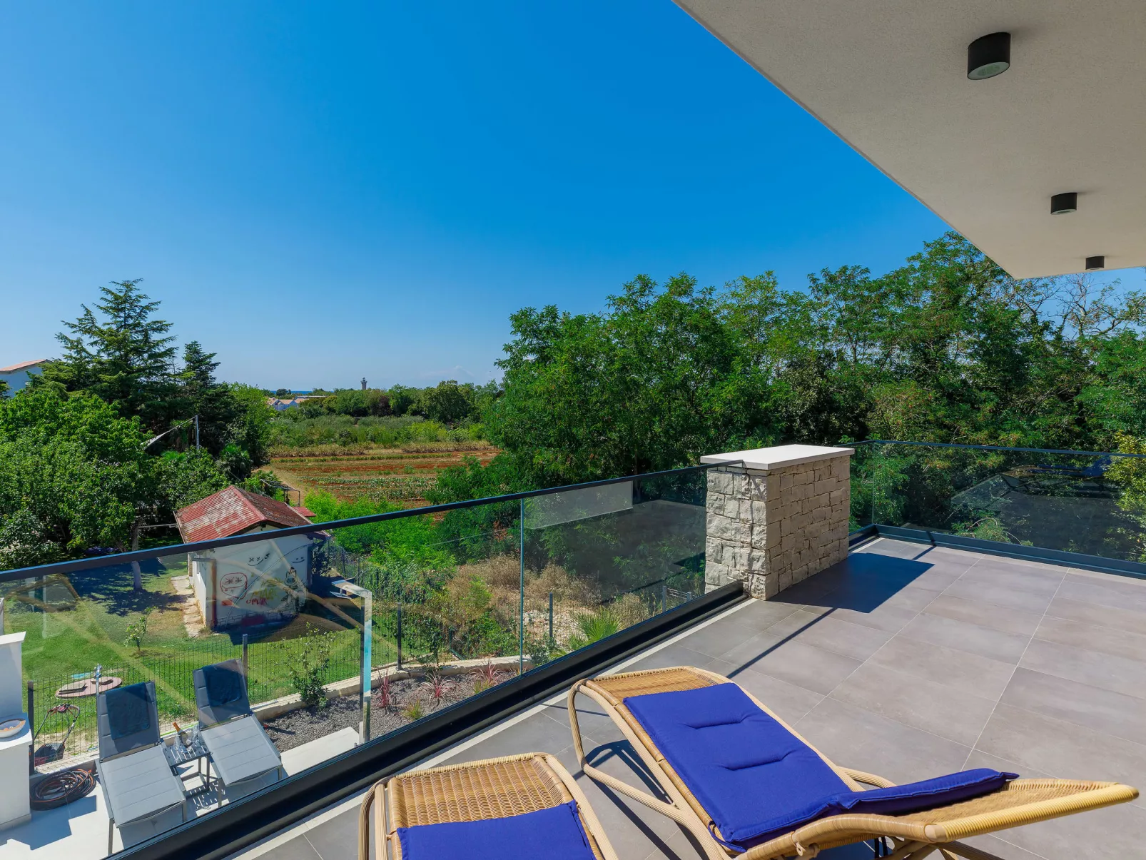 Villa Irena-Dehors