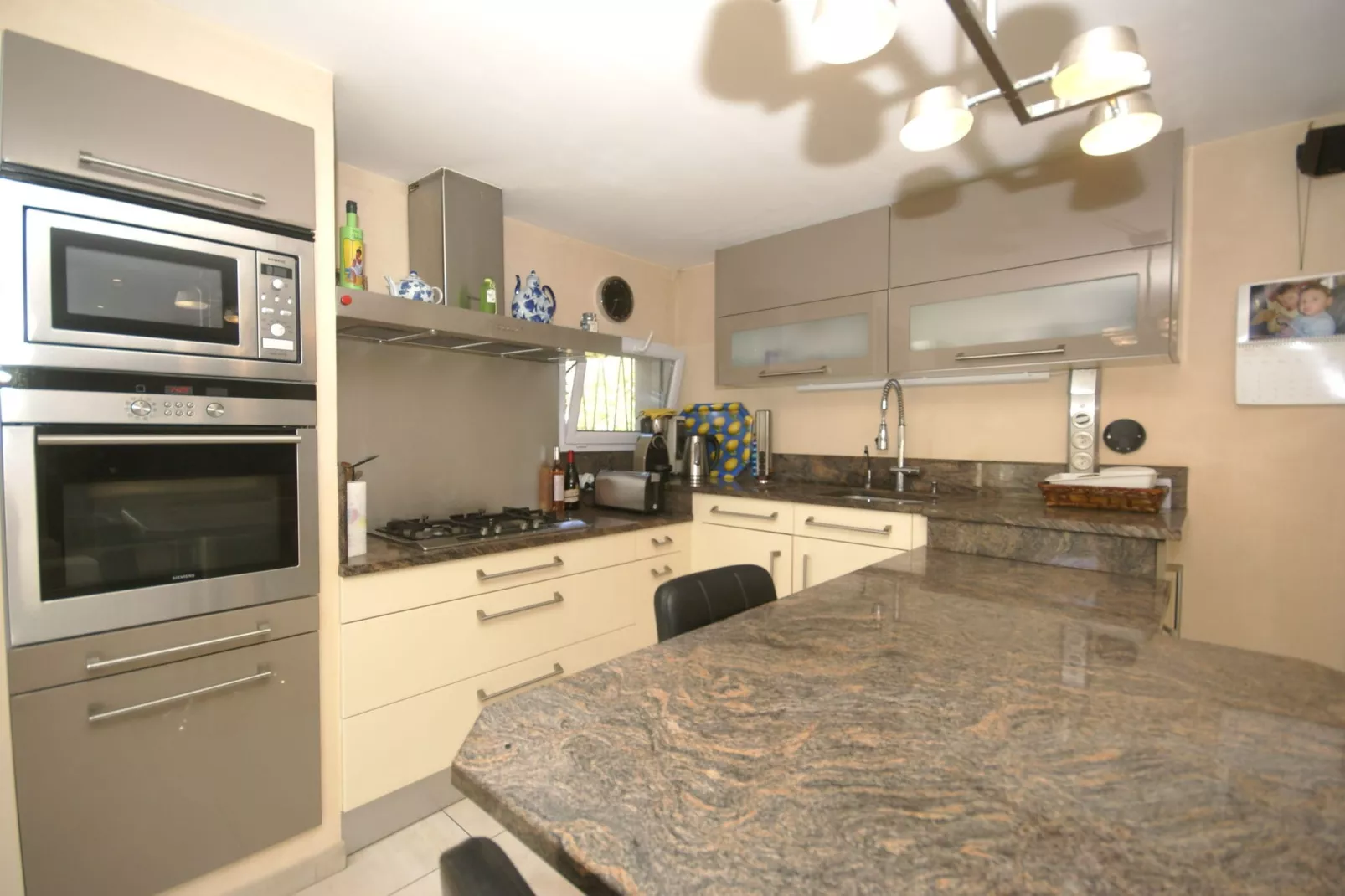 Villa Carqueiranne-Kitchen