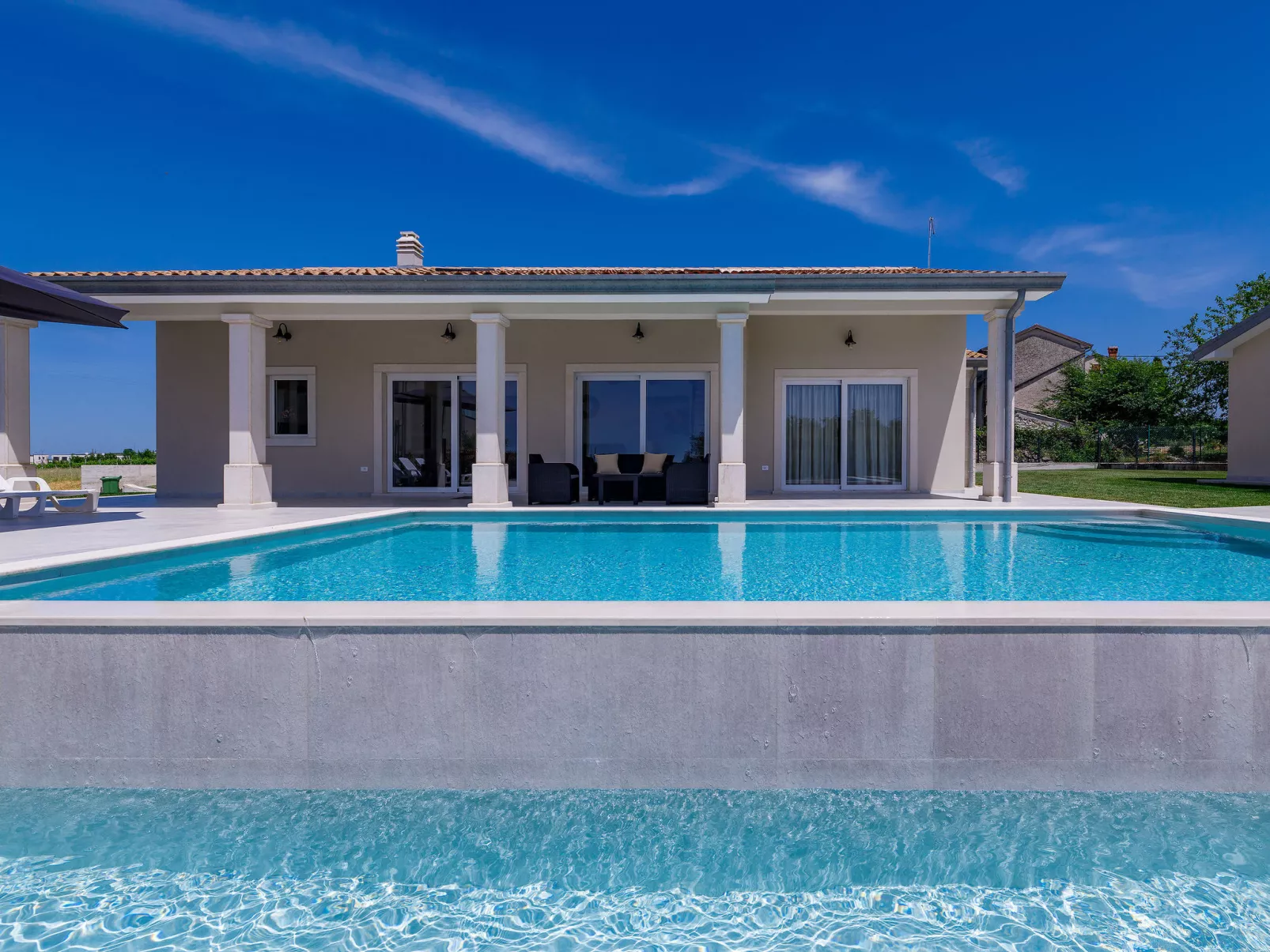 Villa Civitan-Outside
