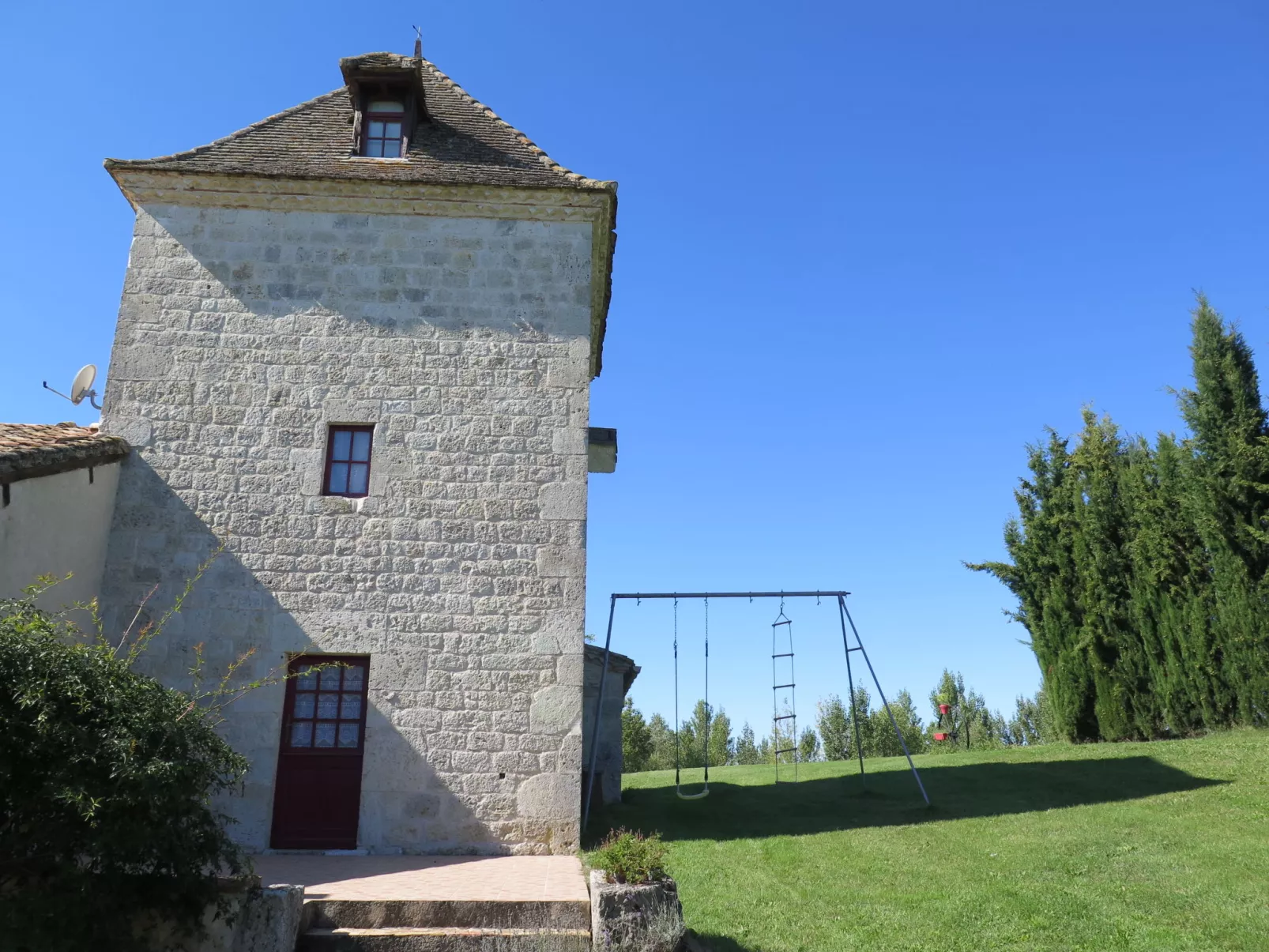 Le Pigeonnier Jacques-Outside