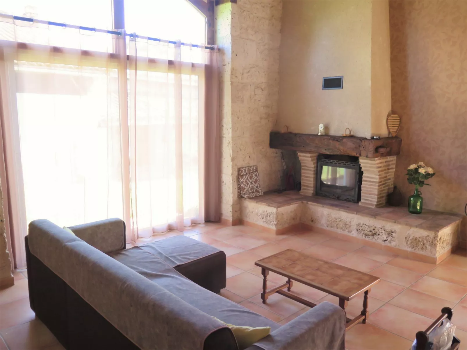 La Grange Jacques-Inside