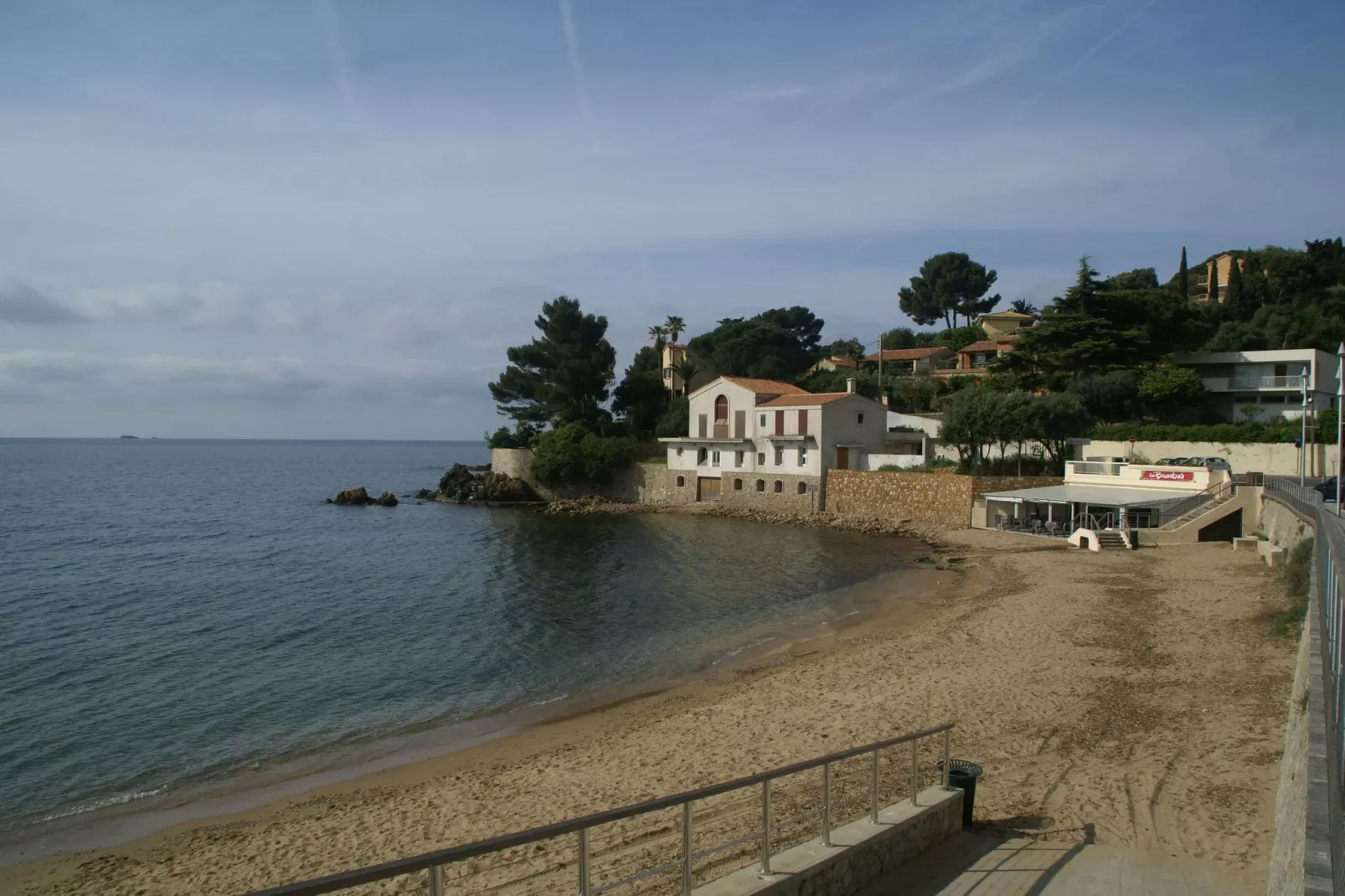 Villa Carqueiranne-Areas summer 1km