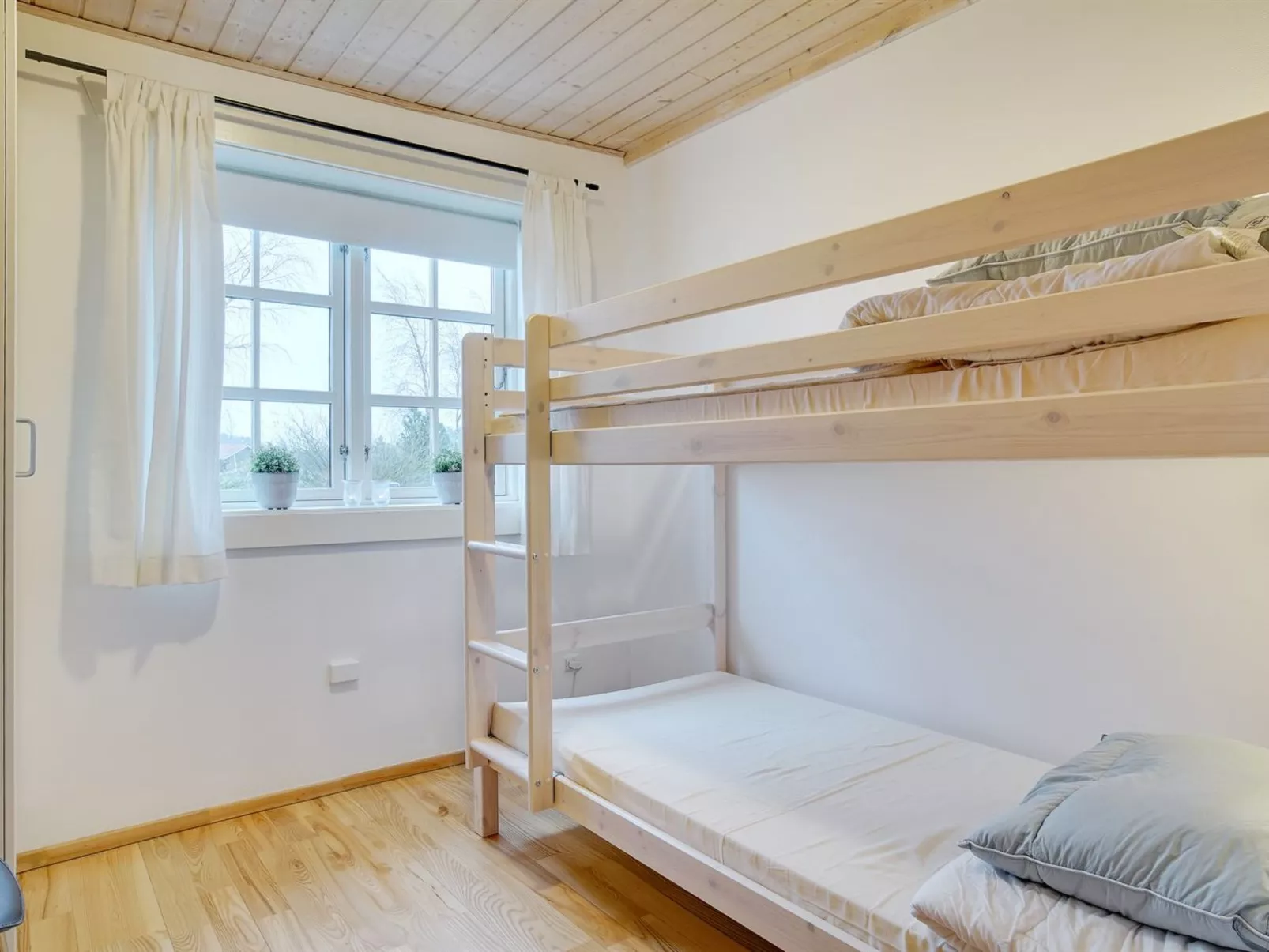 "Onerva" - 1.2km from the sea-Inside