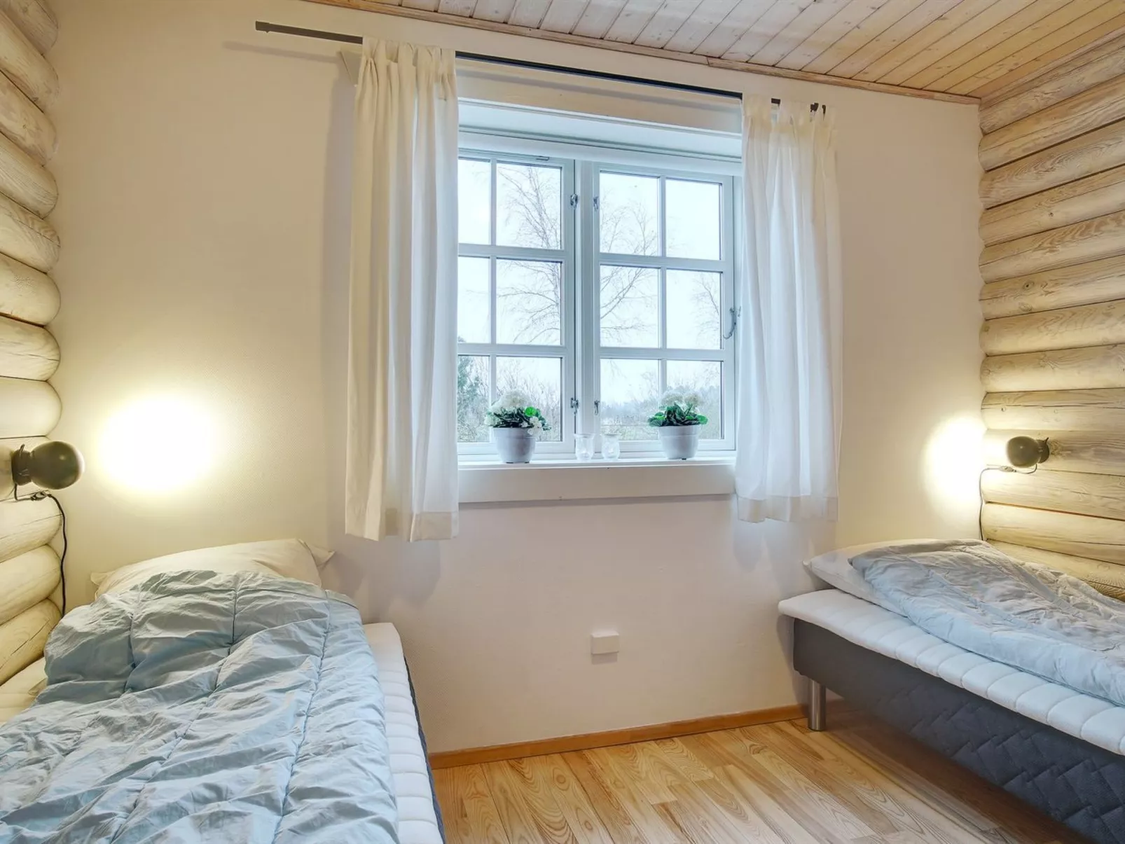 "Onerva" - 1.2km from the sea-Inside