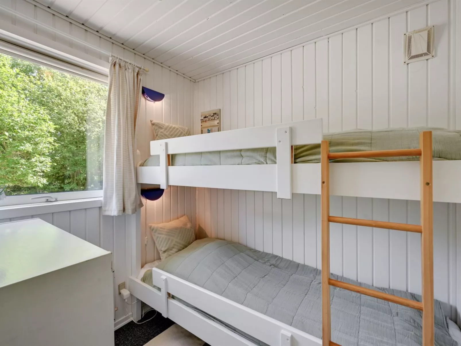 "Sanni" - 1.6km from the sea-Inside