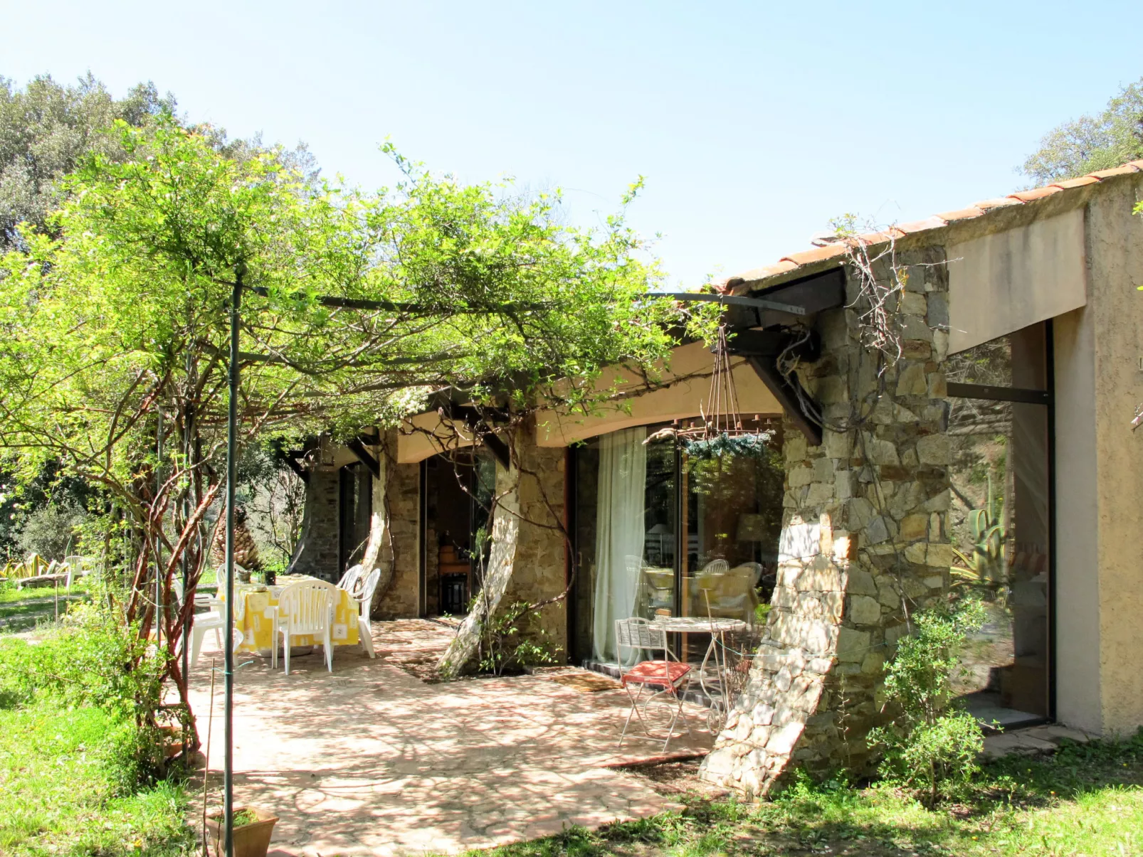 La Sacherie de l'Autourière-Outside