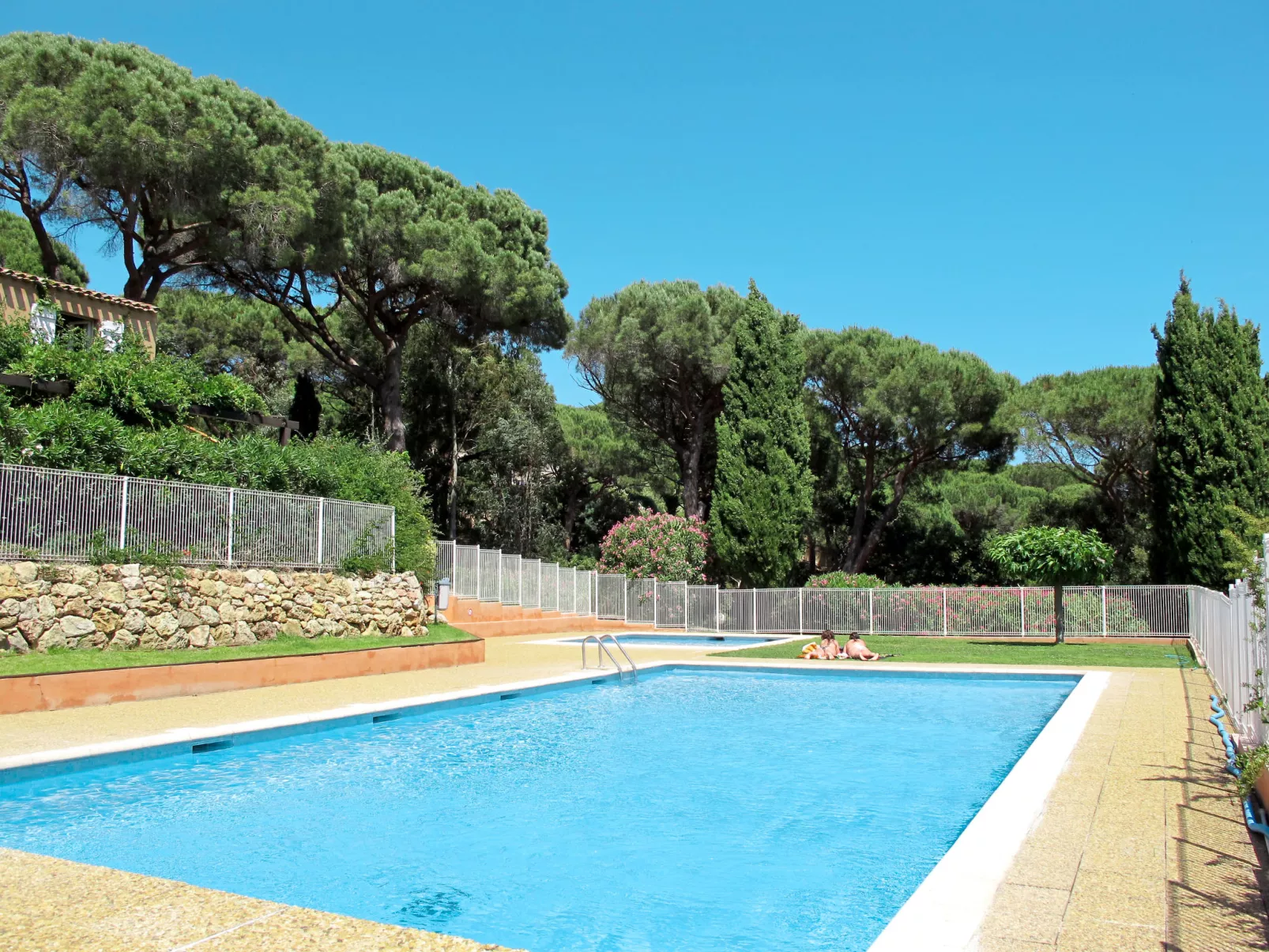Domaine des Restanques-Outside