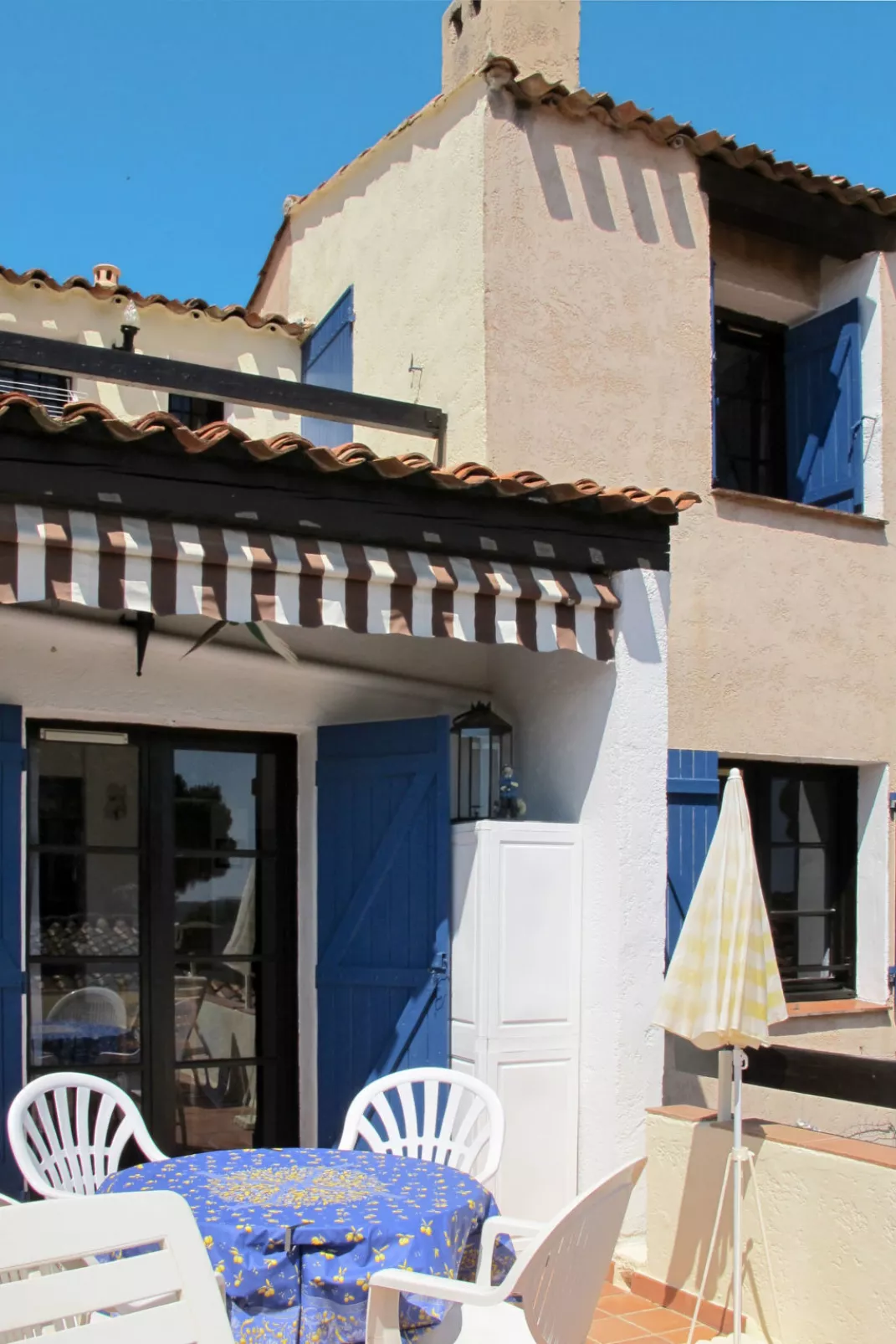 Domaine des Restanques-Outside