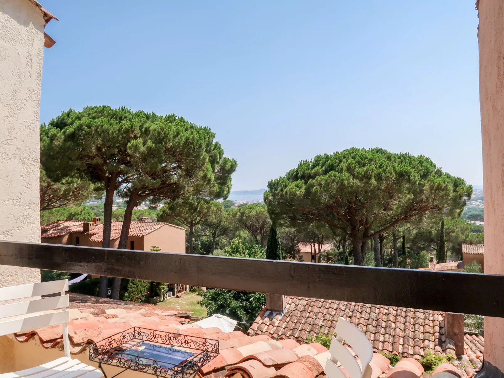 Domaine des Restanques-Outside