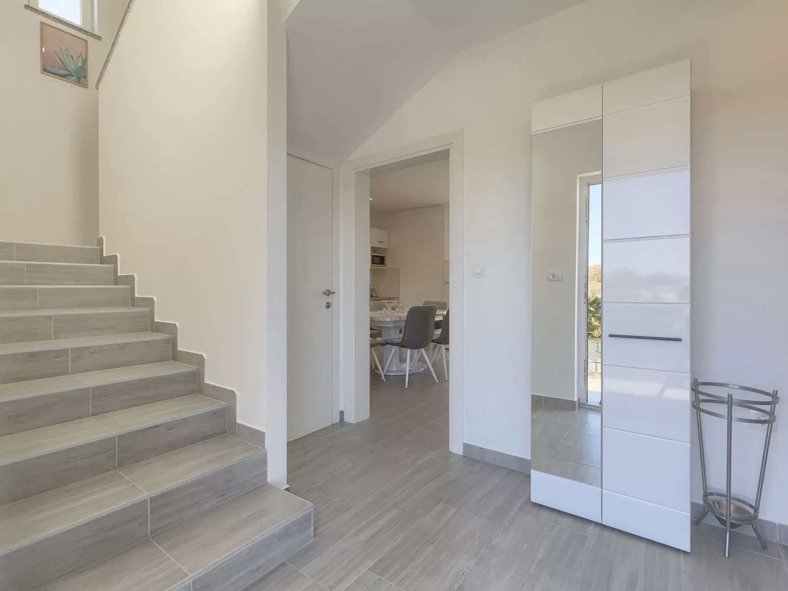 Villa Zirdum-Inside