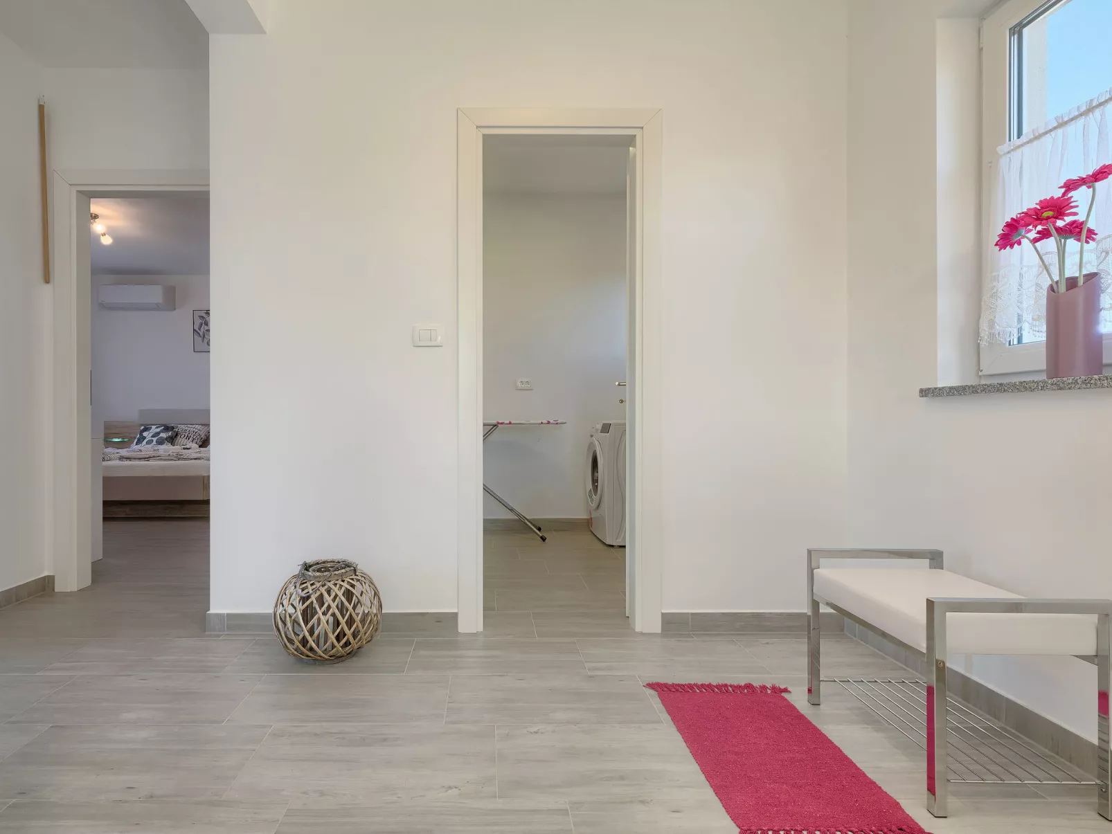 Villa Zirdum-Inside