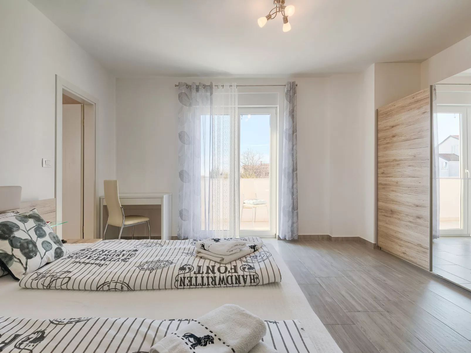 Villa Zirdum-Inside