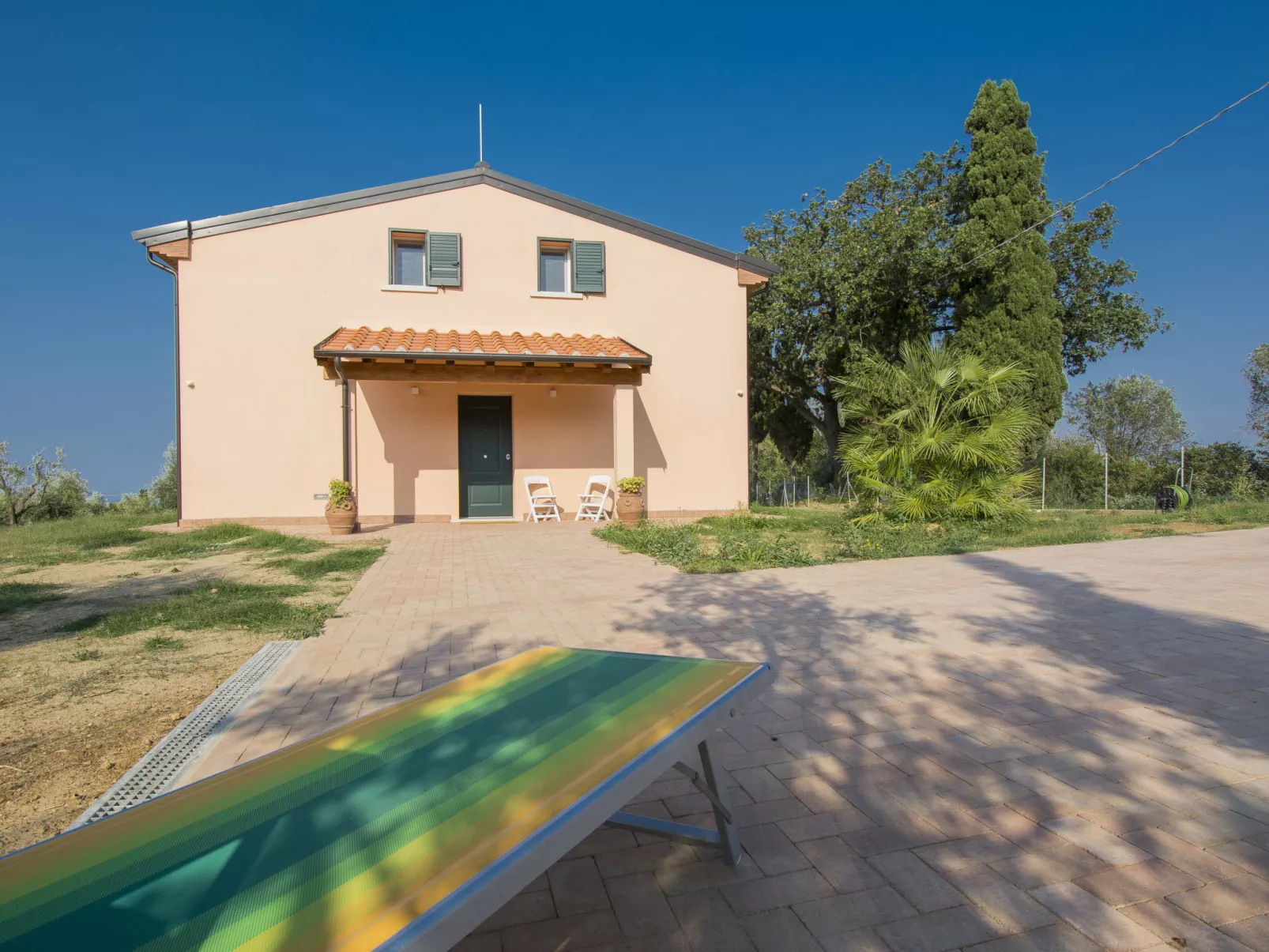 La Rocchetta-Outside