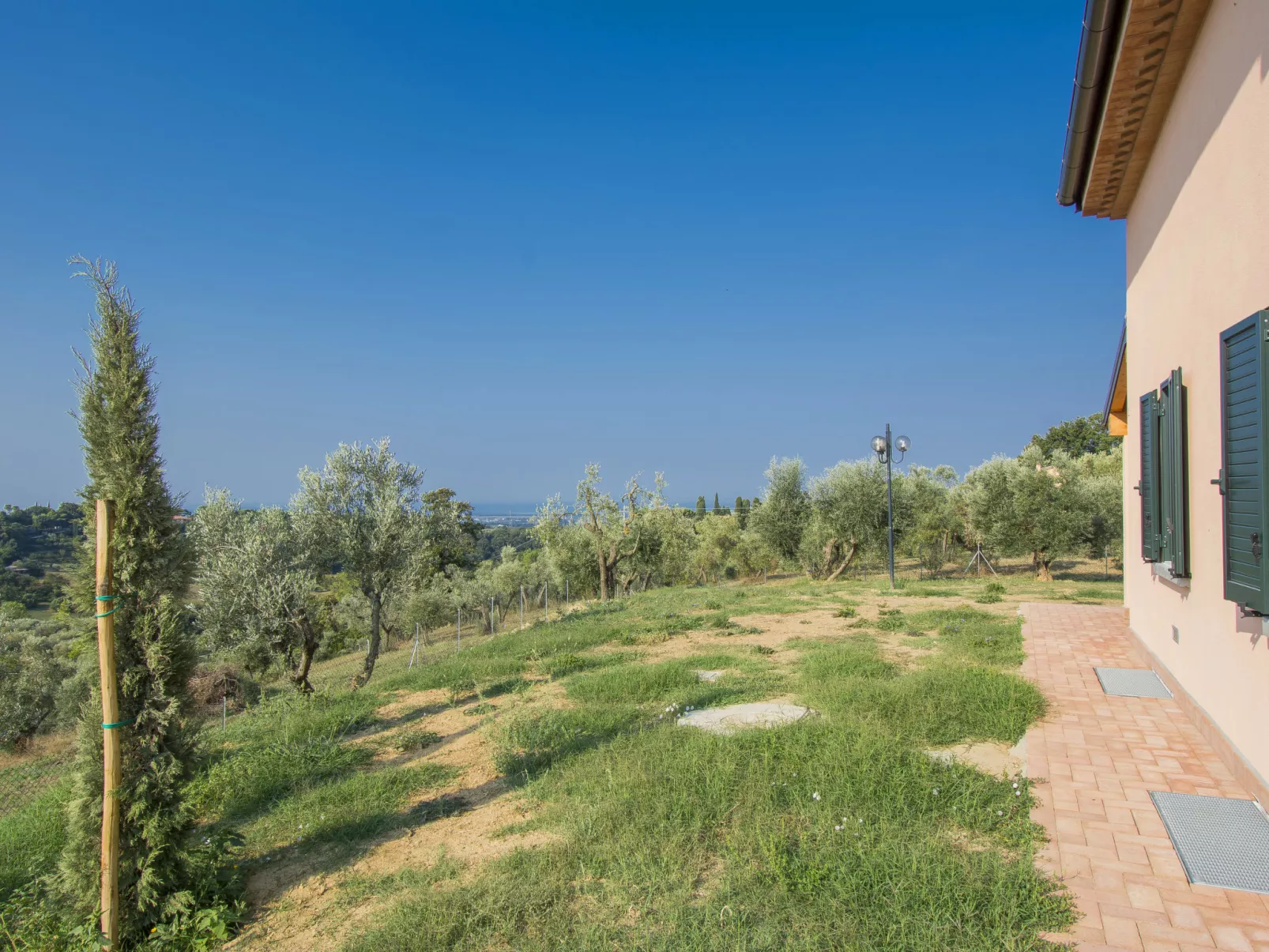 La Rocchetta-Outside