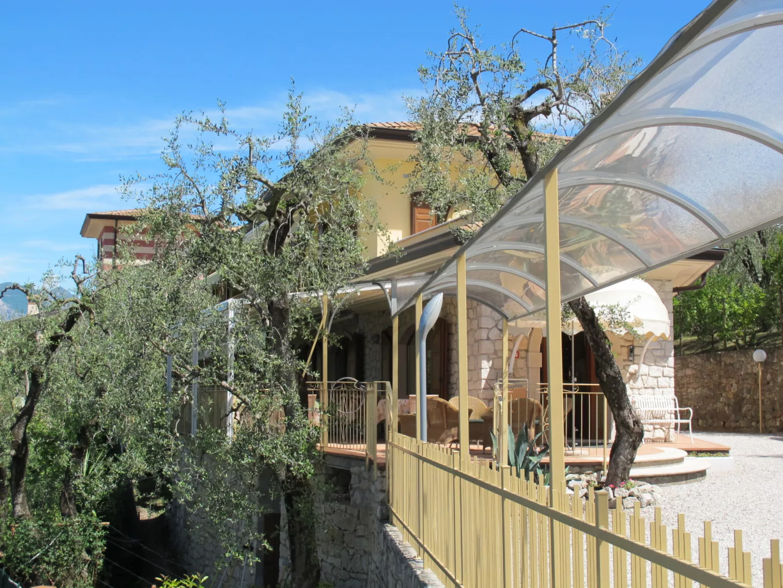 Casa Maria-Drinnen