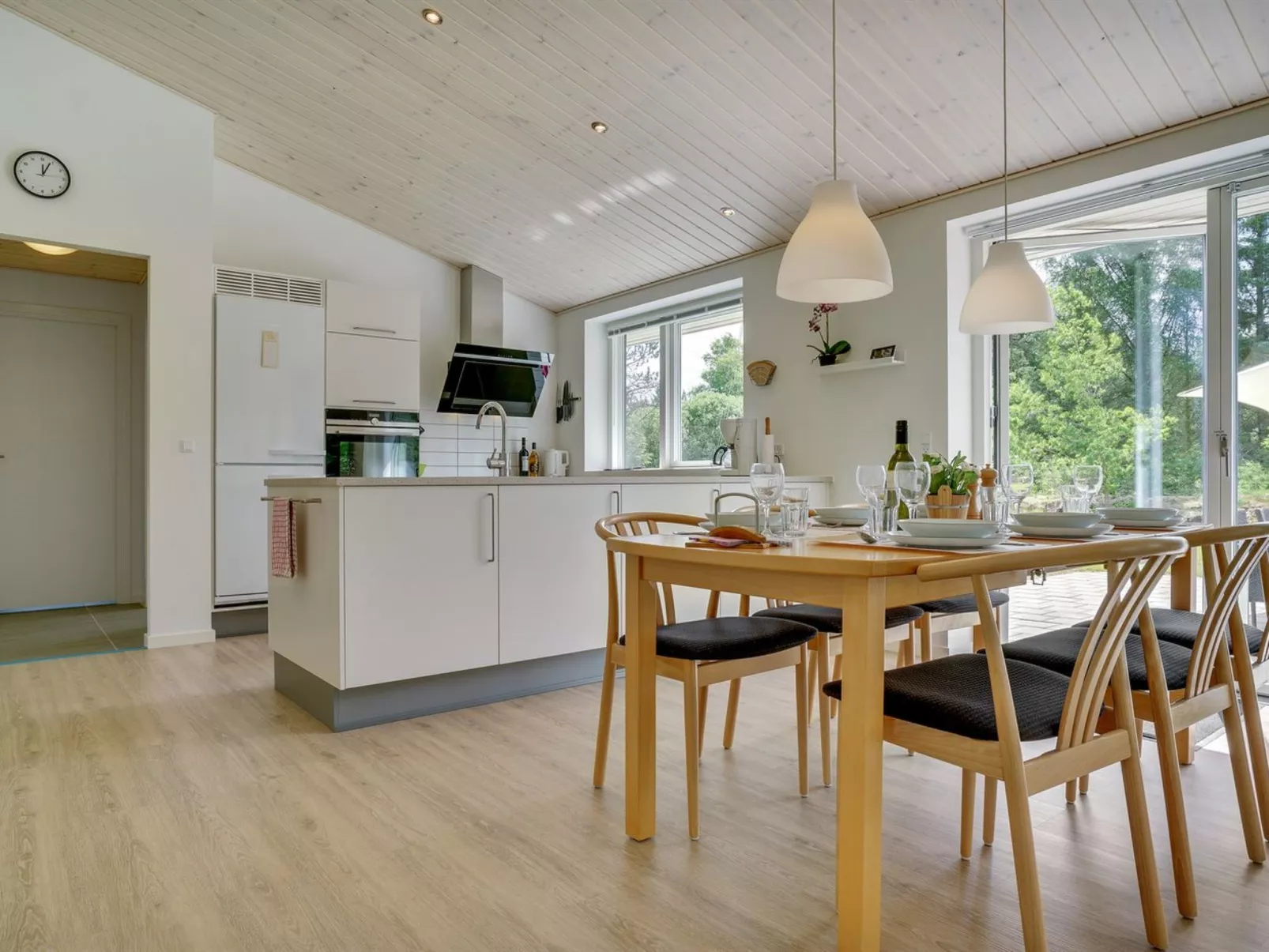 "Alona" - 250m from the sea-Dedans