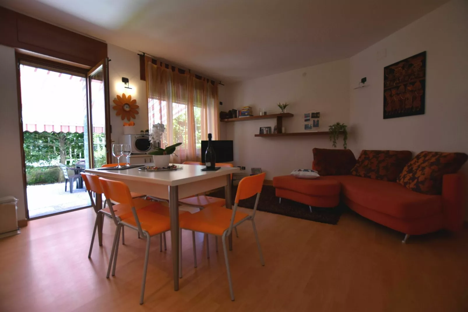 Cherry House-Dining room