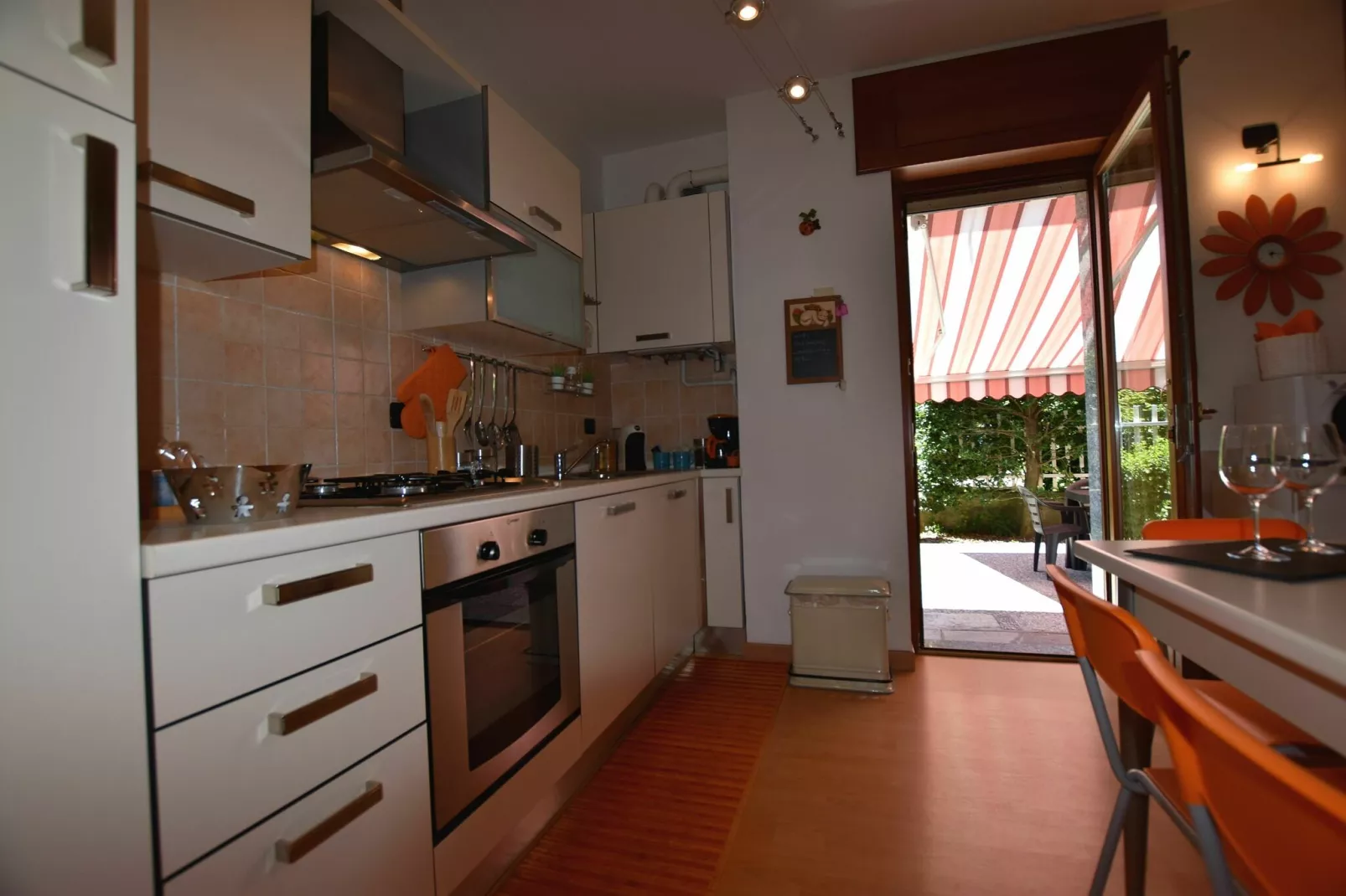 Cherry House-Kitchen