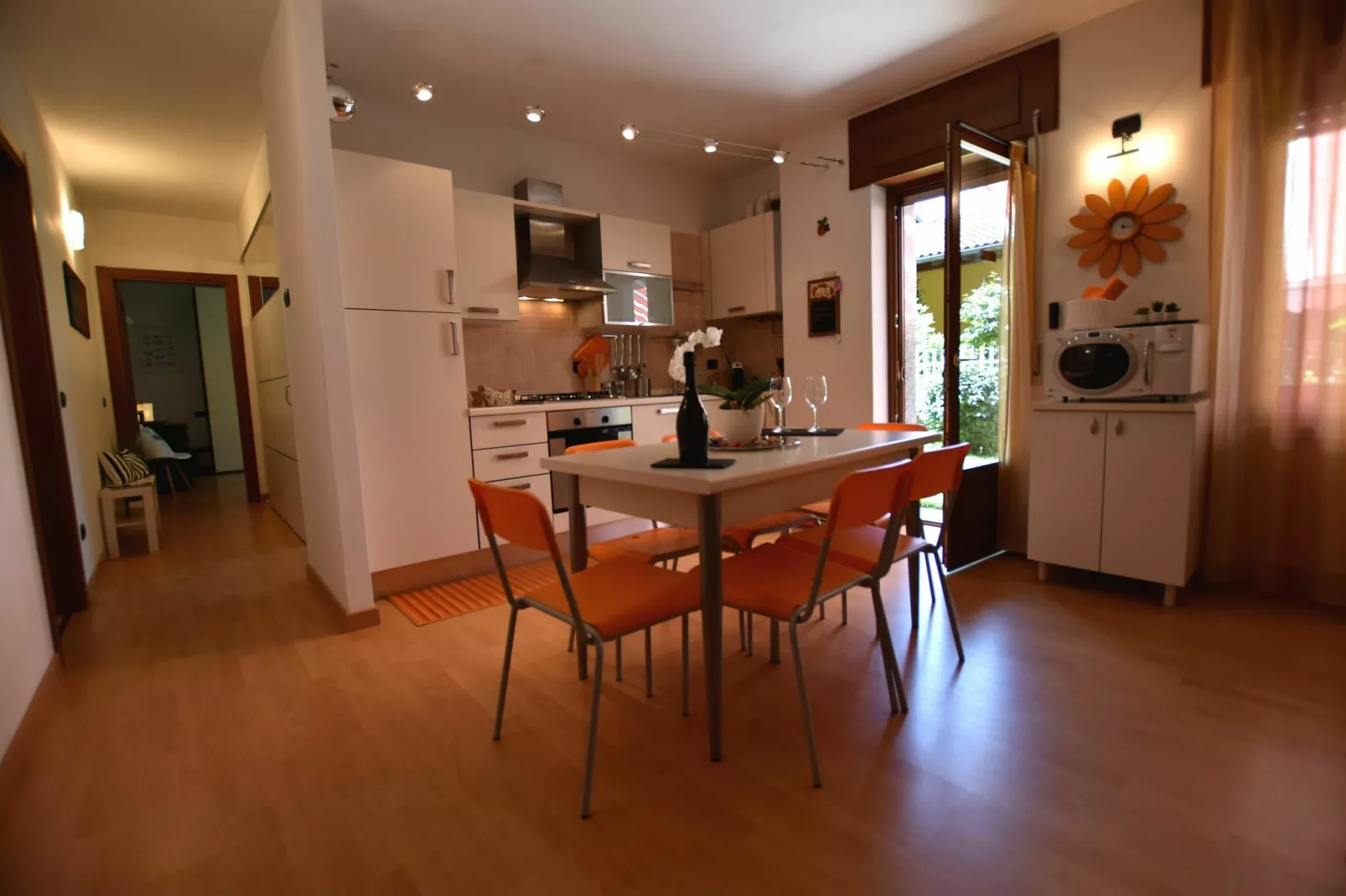 Cherry House-Dining room