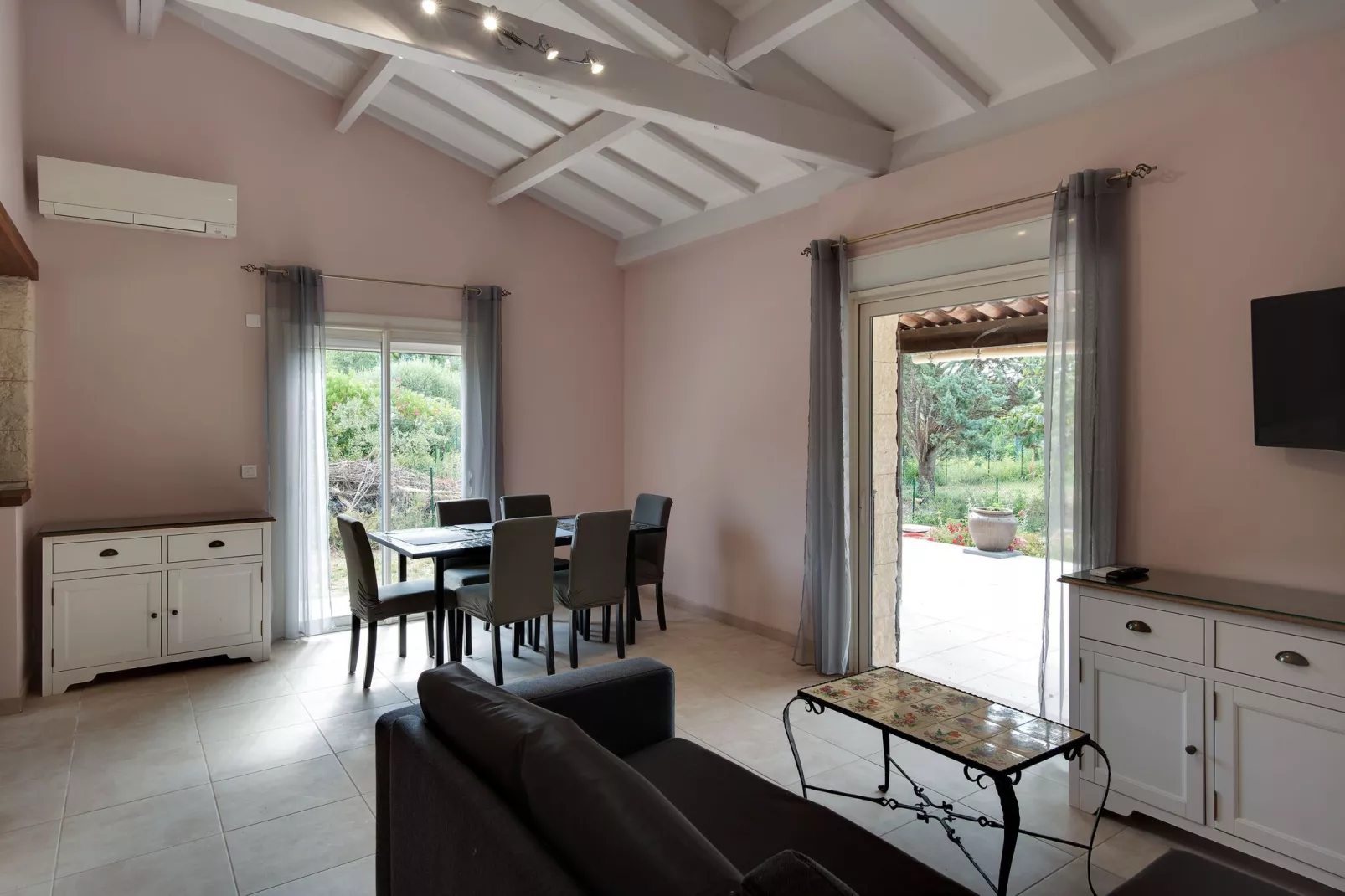 Cannelle-Living room