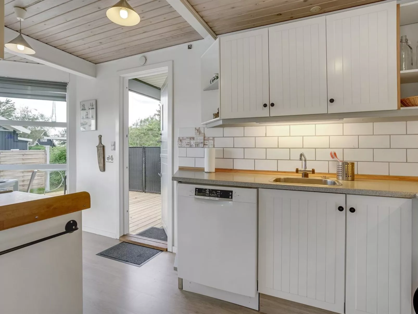 "Rikkart" - 100m from the sea-Inside