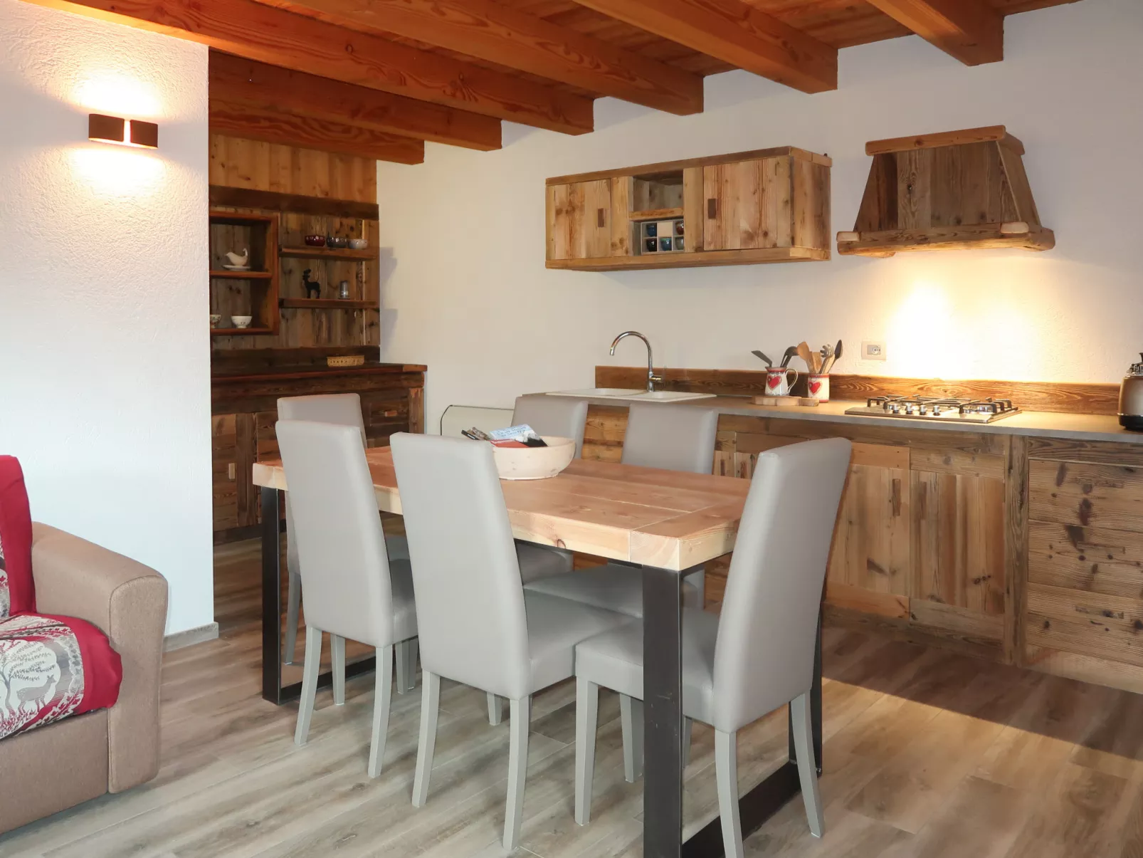 Les Combes-Inside
