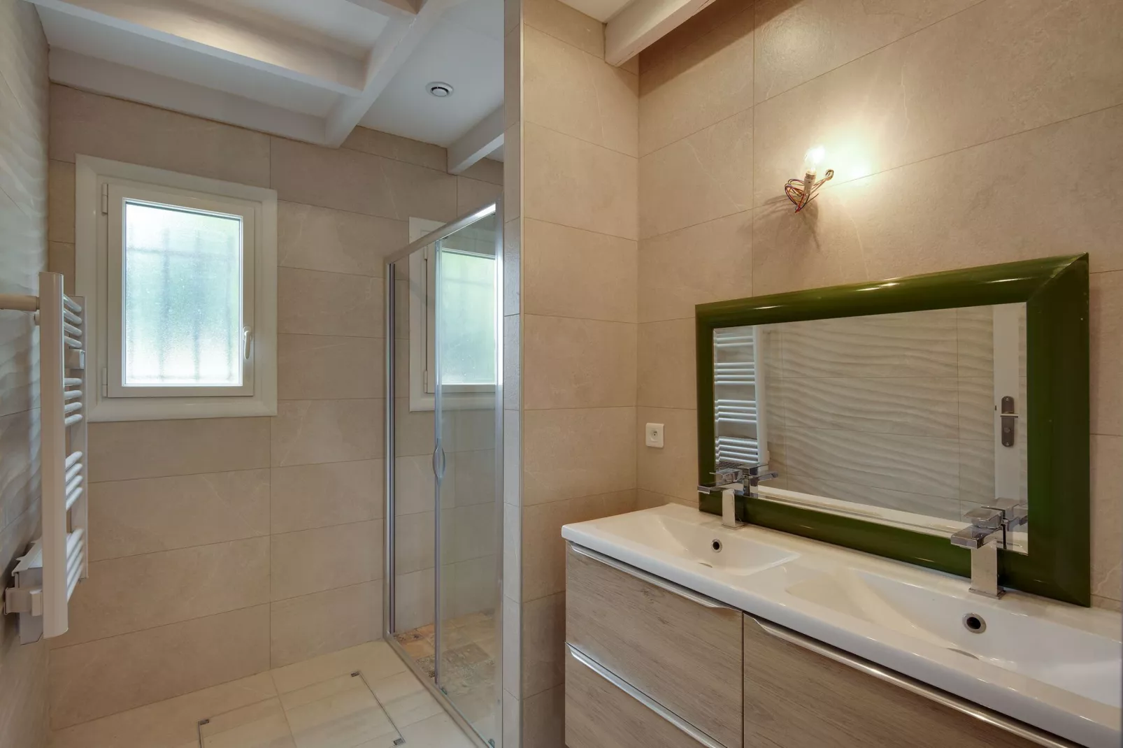 Cannelle-Bathroom