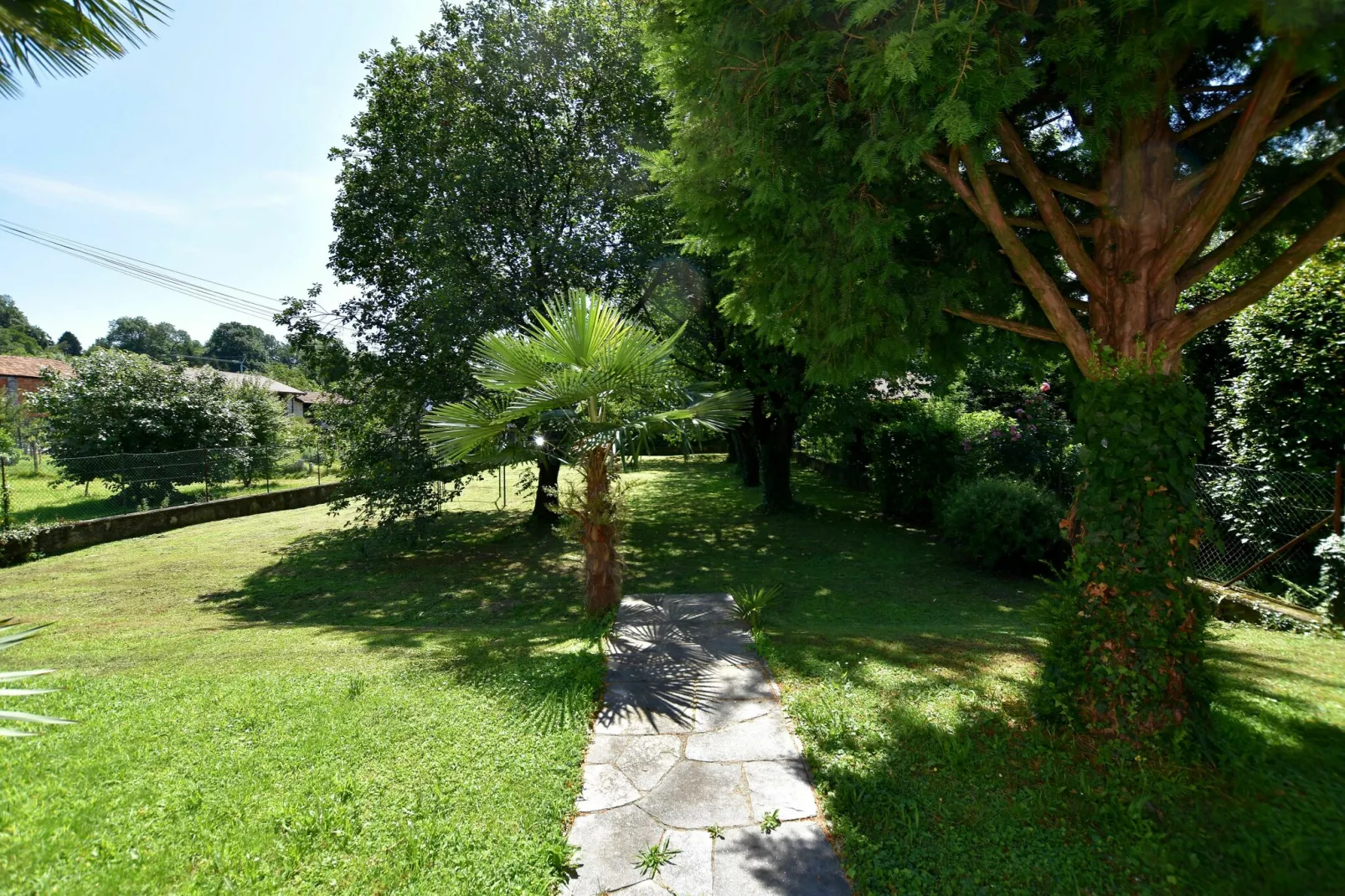 Cherry House-Gardens summer