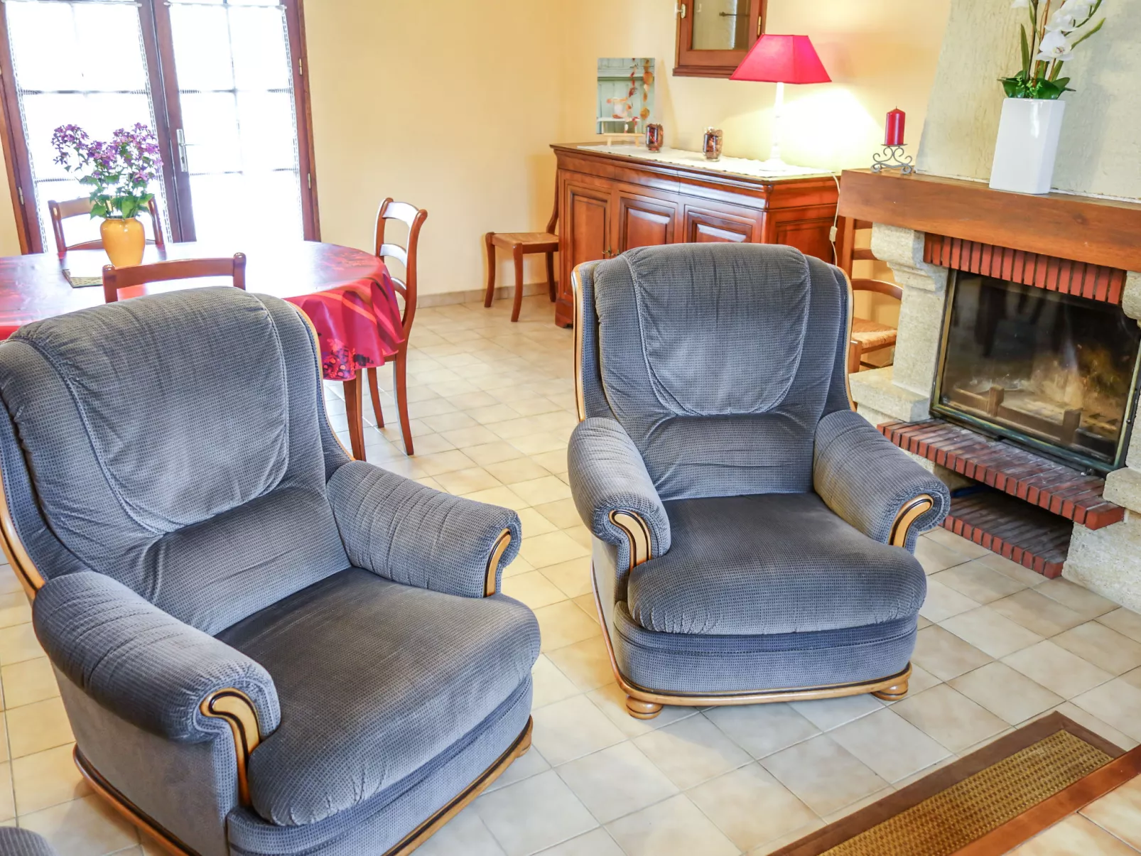 Les Chenes-Inside