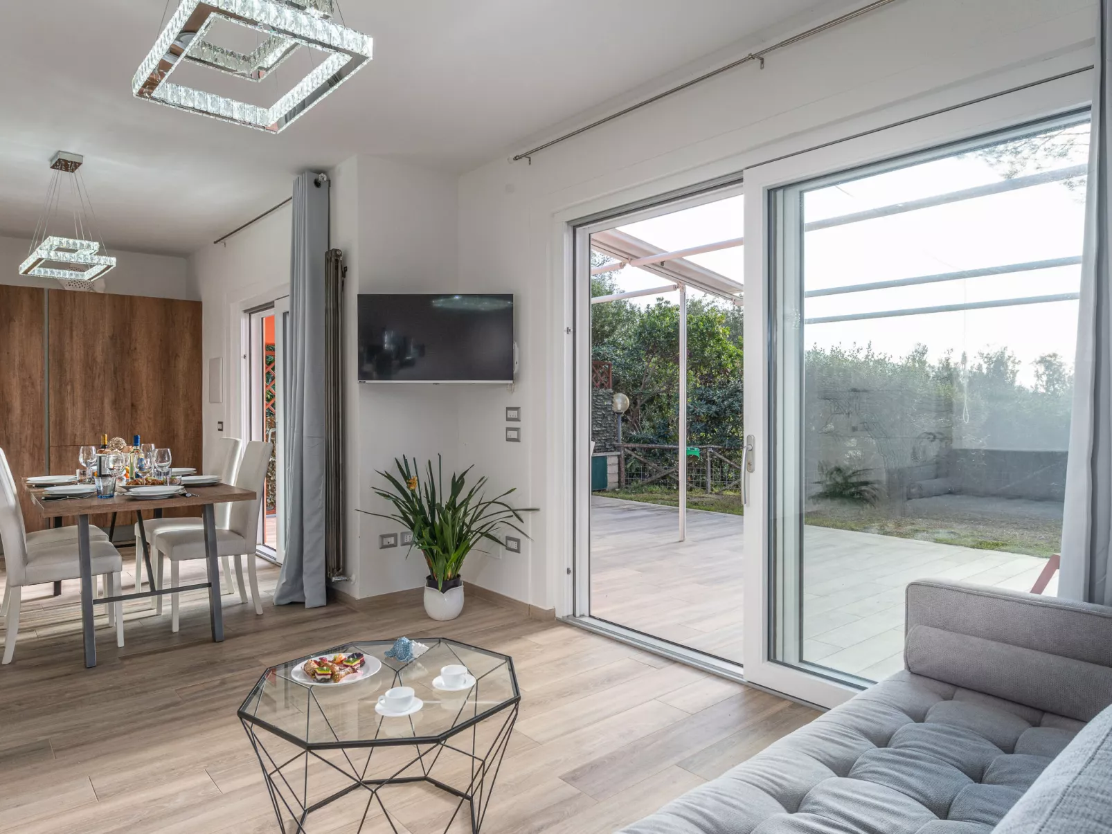 Villa Marzia Mare & Golf-Inside
