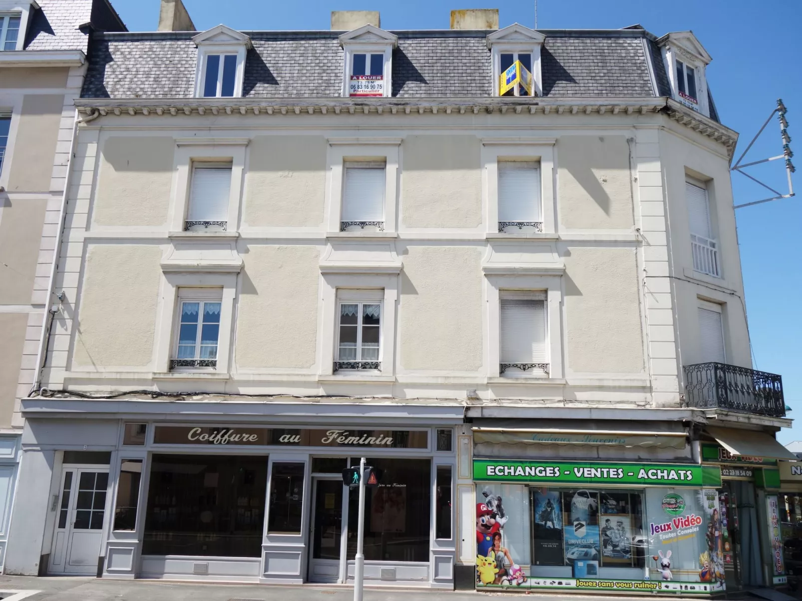 Le Continental-Outside