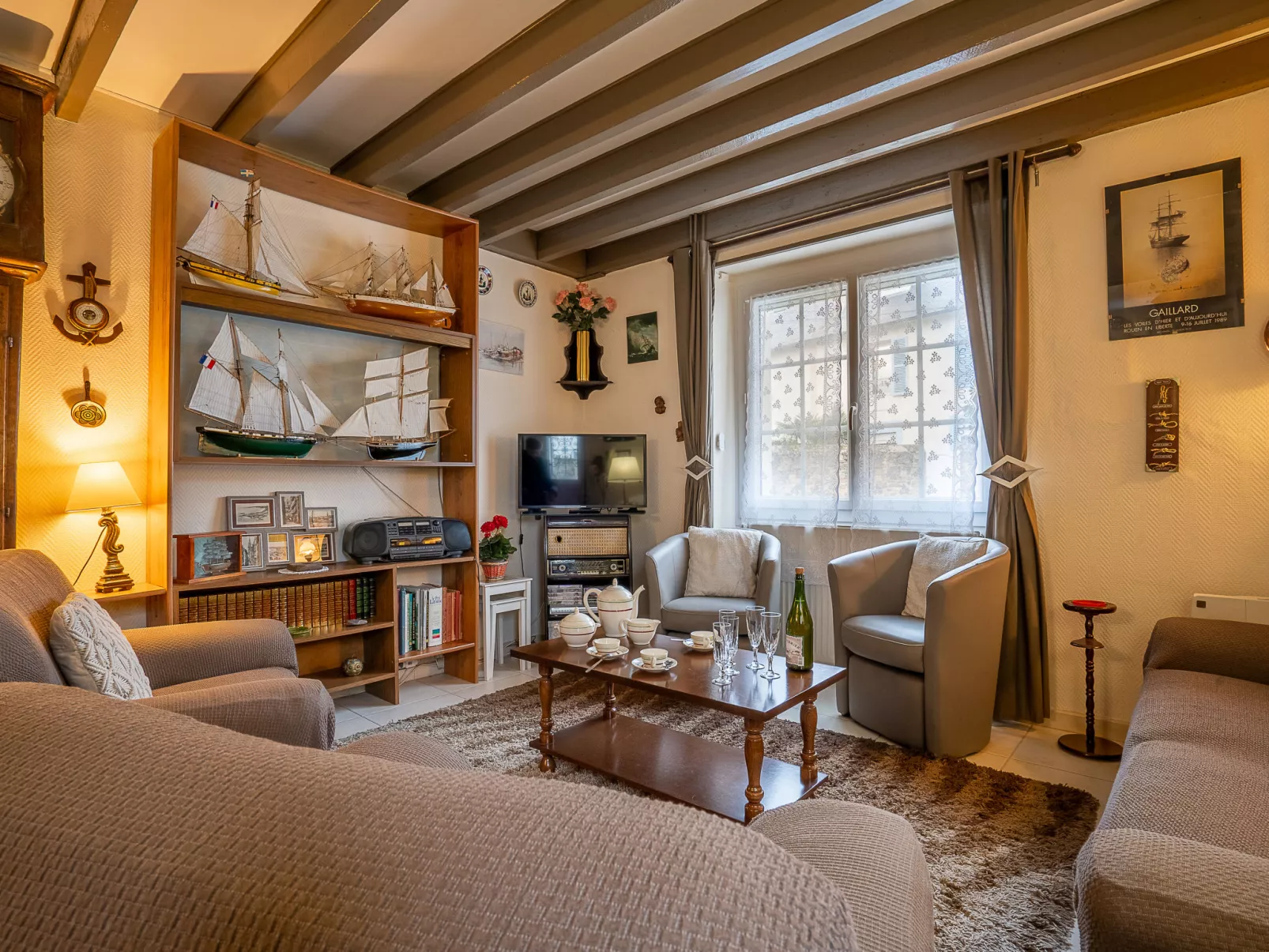 Saint Ideuc-Inside