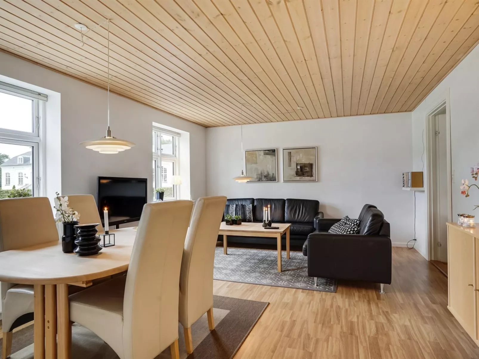 "Eini" - 4.5km from the sea-Dedans