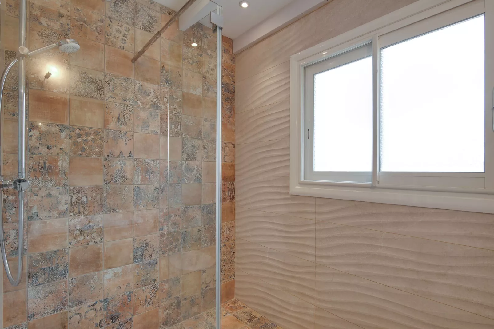 Cannelle-Bathroom