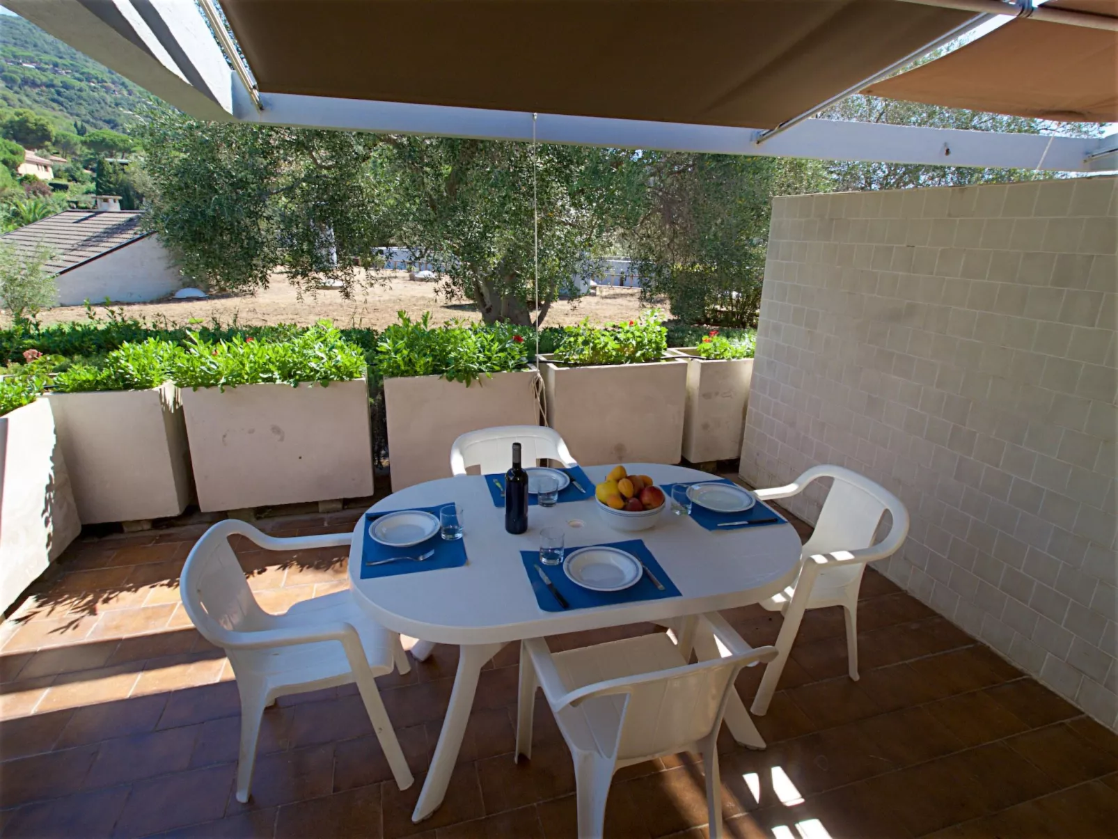 Two-room Classic-Outside