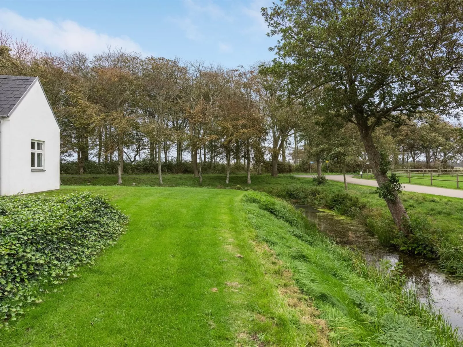 "Eini" - 4.5km from the sea-Dehors