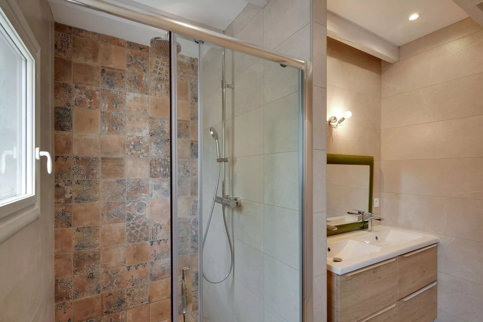 Cannelle-Bathroom