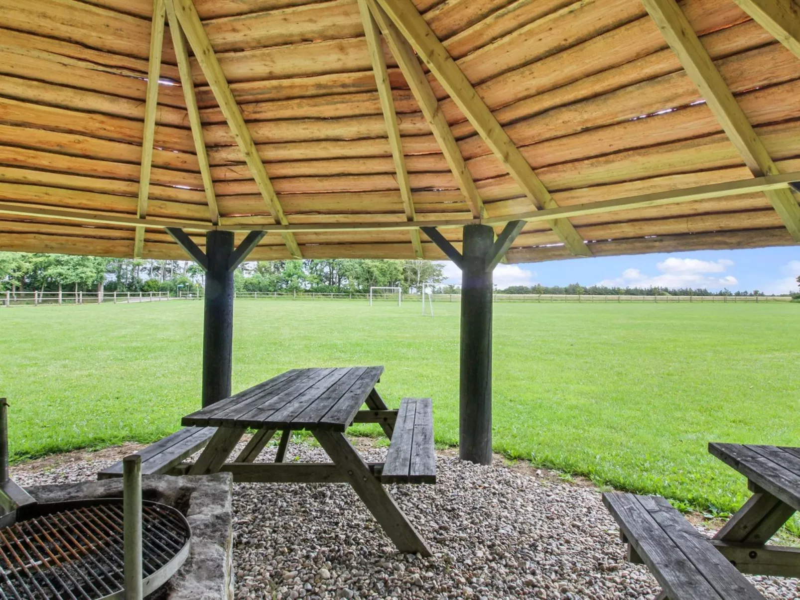 "Eini" - 4.5km from the sea-Dehors