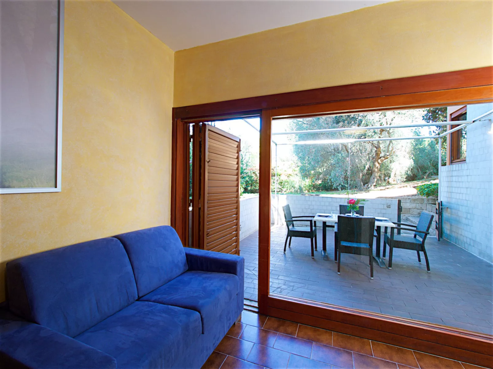 Three-room Classic-Inside