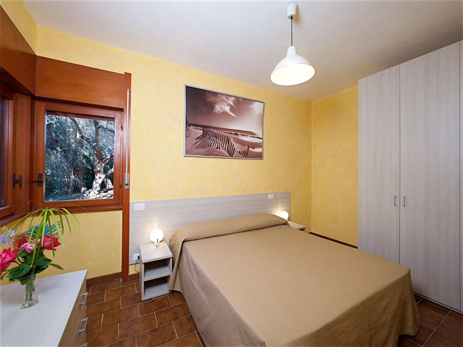 Three-room Classic-Inside