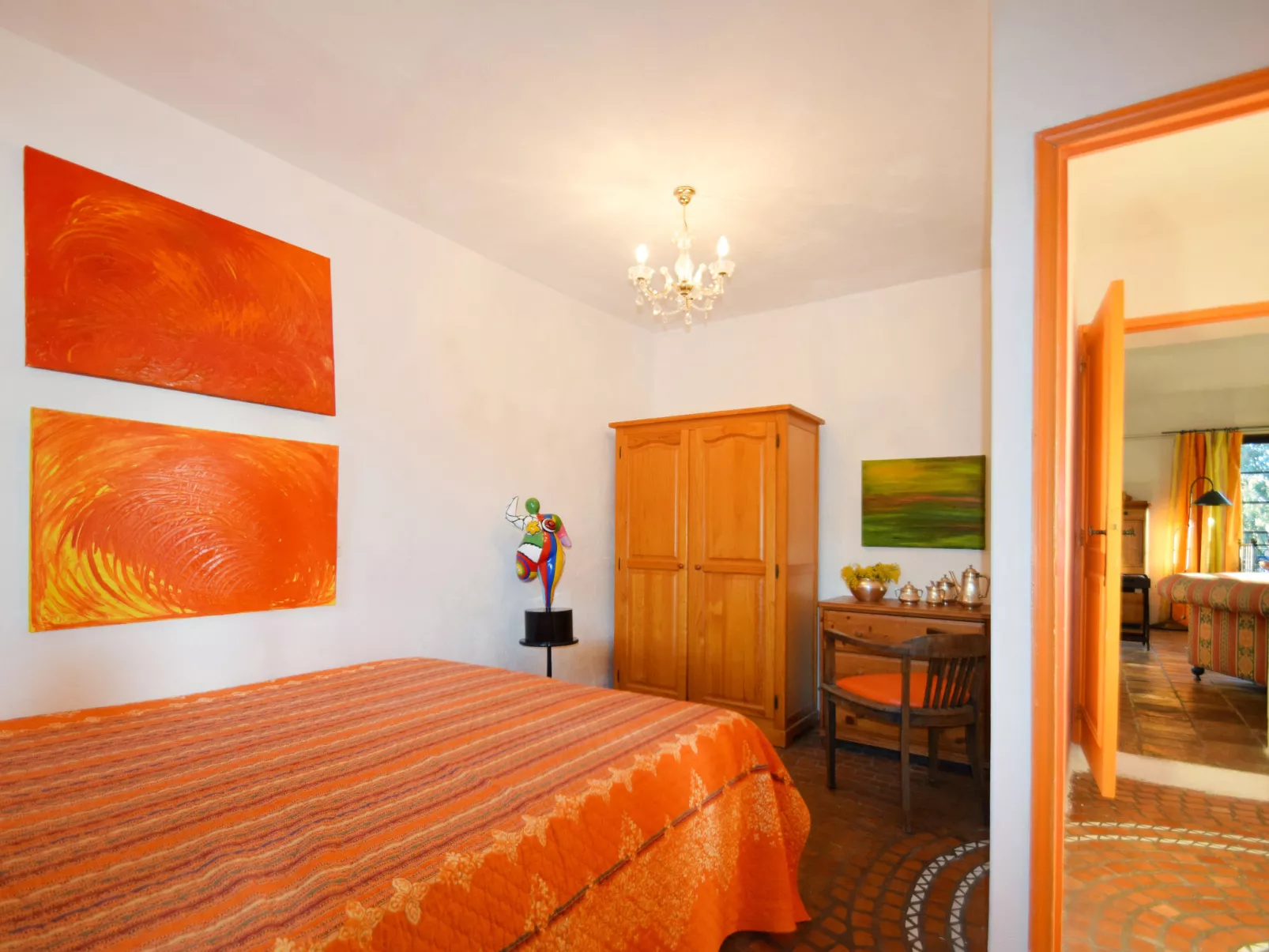 Orange-Inside
