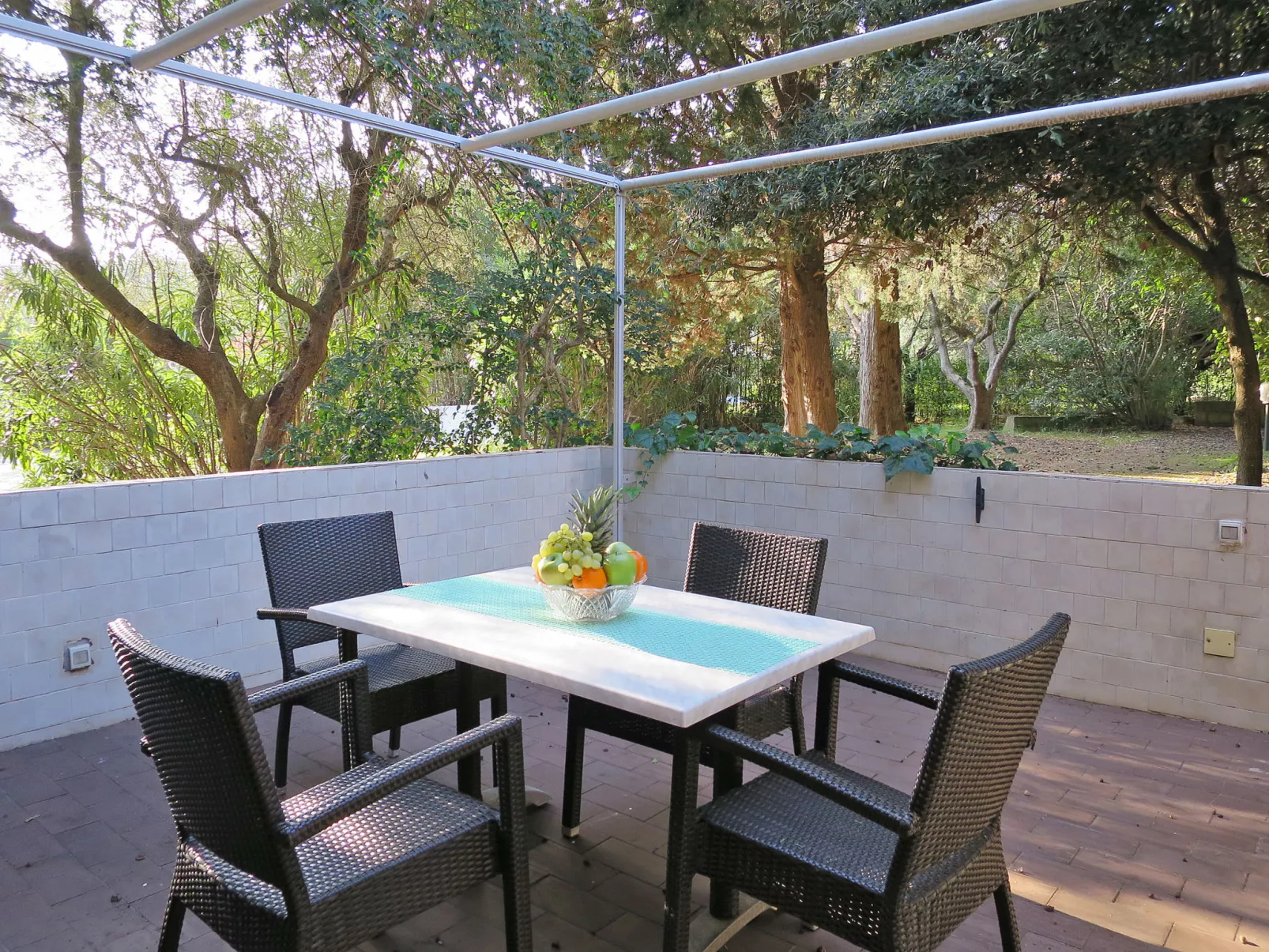 Three-room Classic-Outside