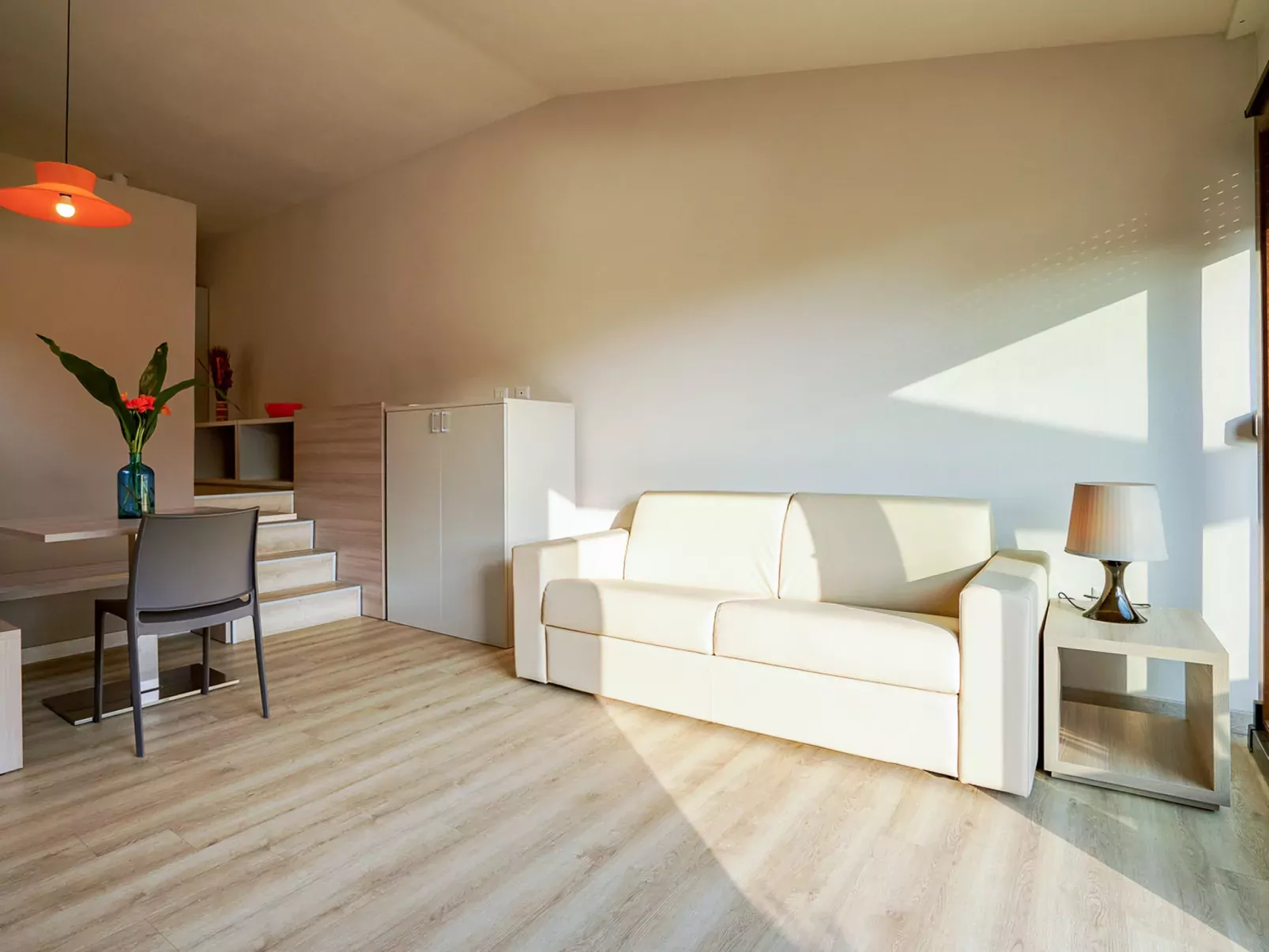 Twoo-room Comfort-Inside